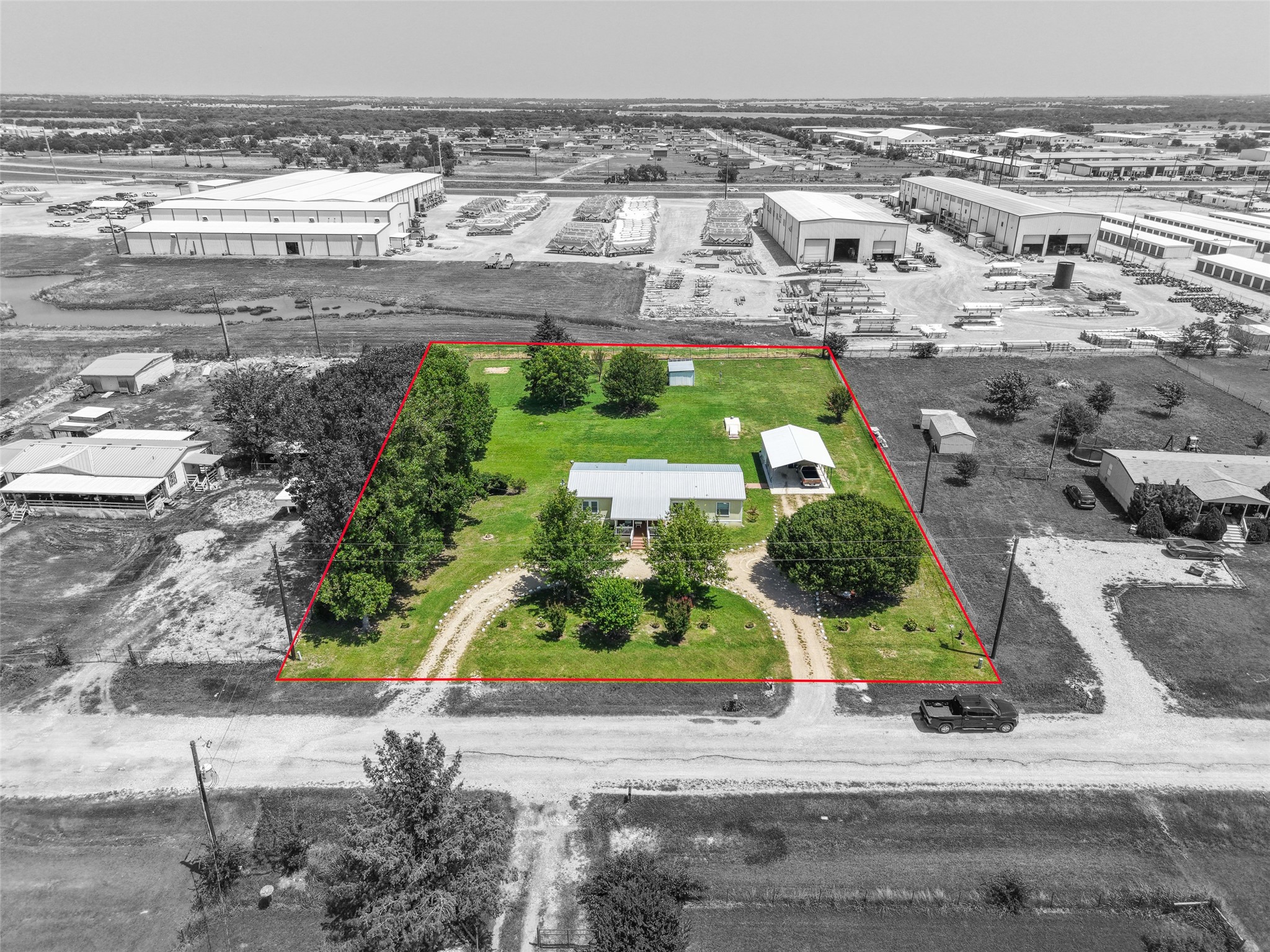 542 Private Road 4906