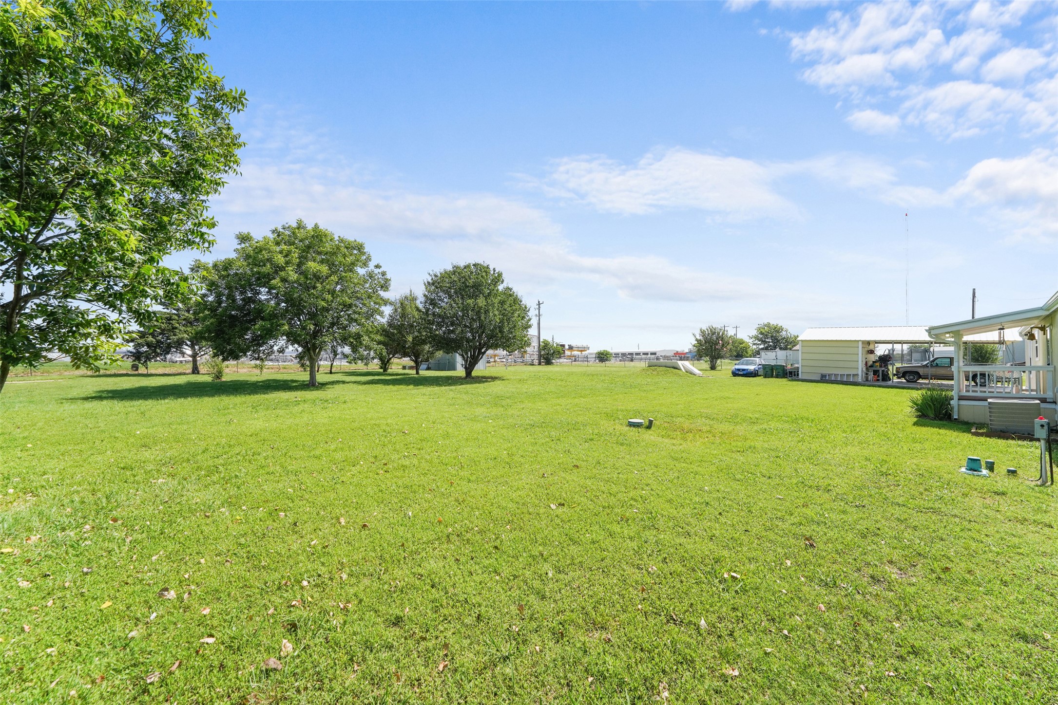542 Private Road 4906