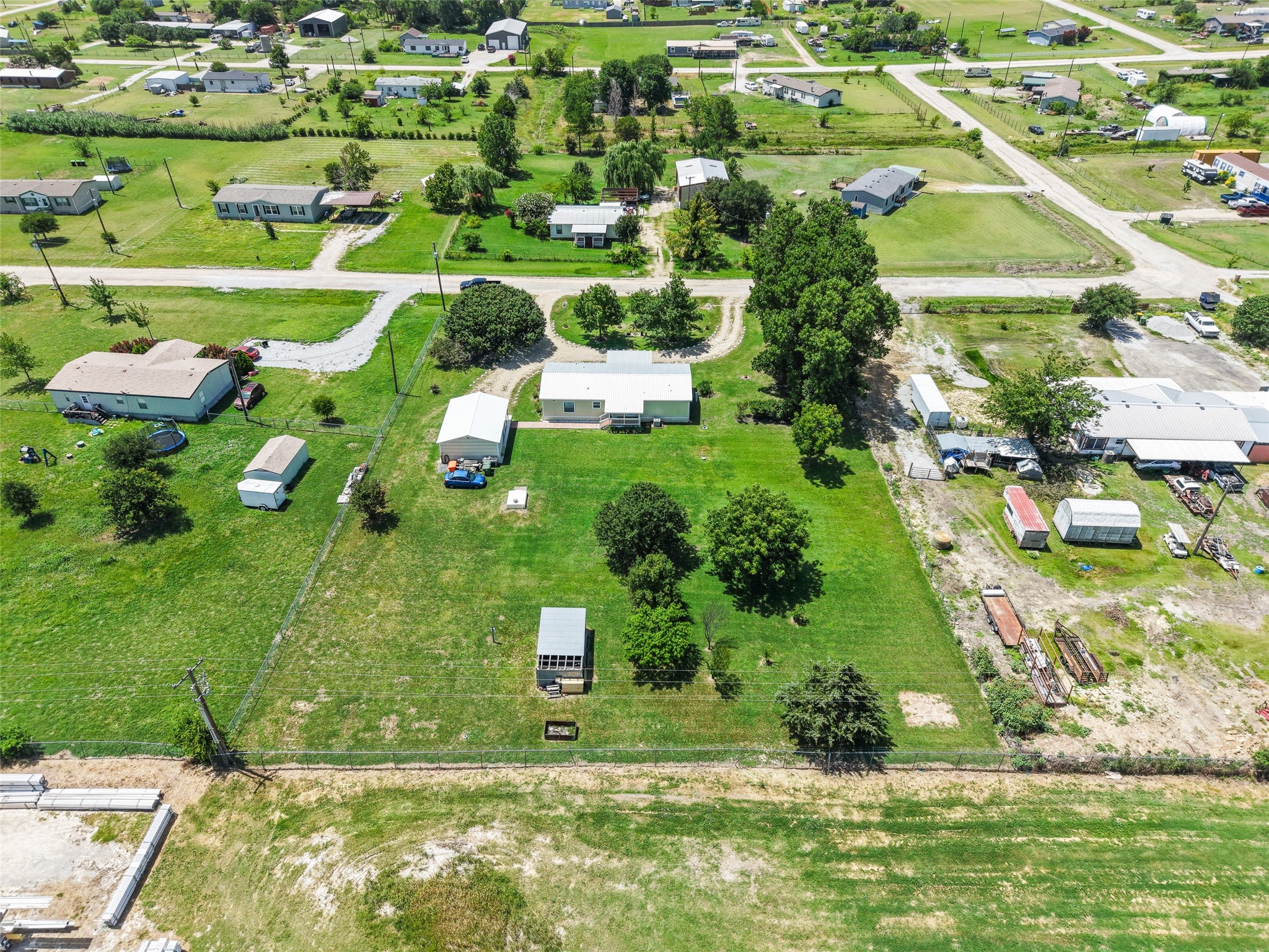 542 Private Road 4906