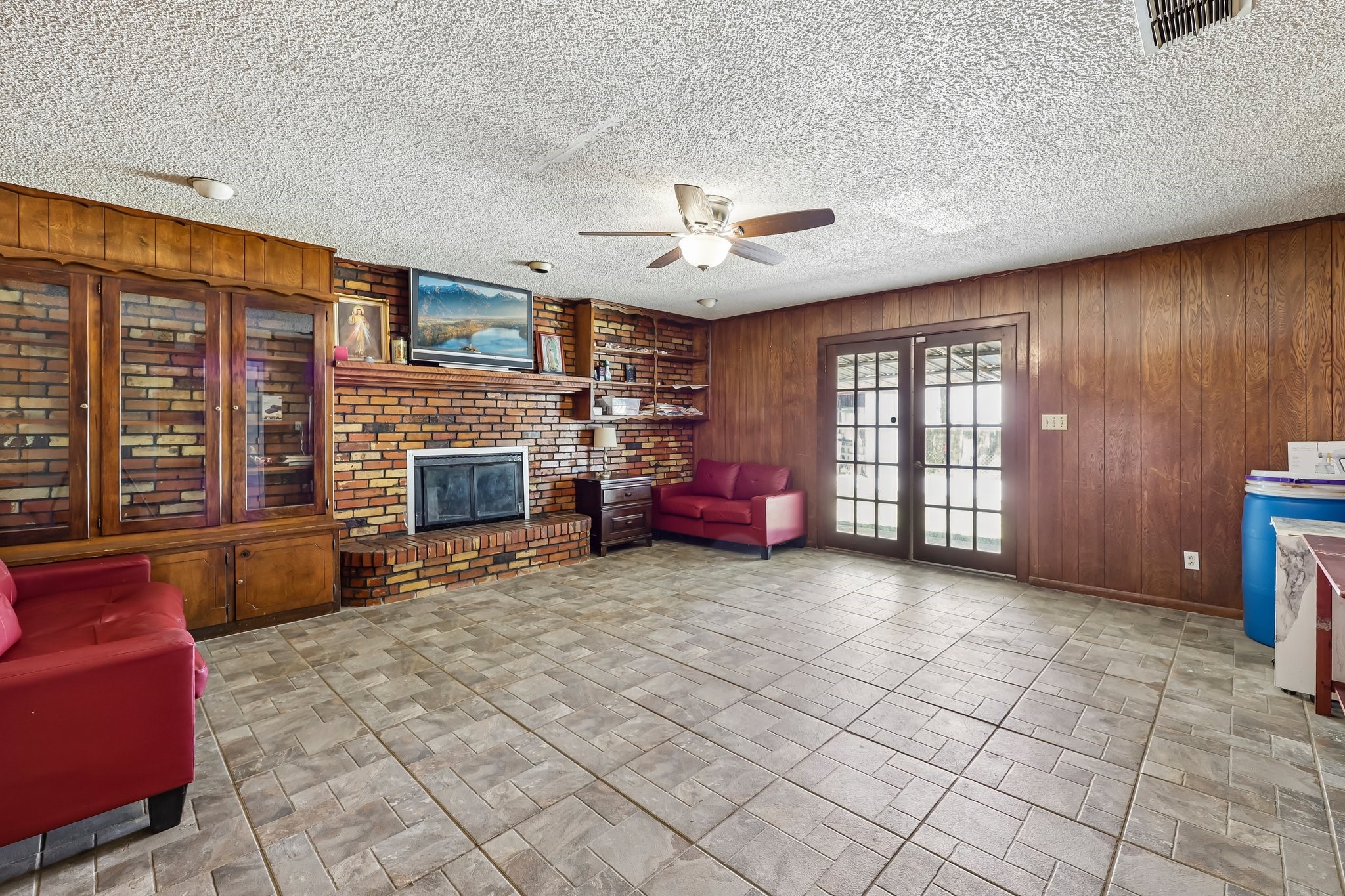 2450 S Burleson Boulevard