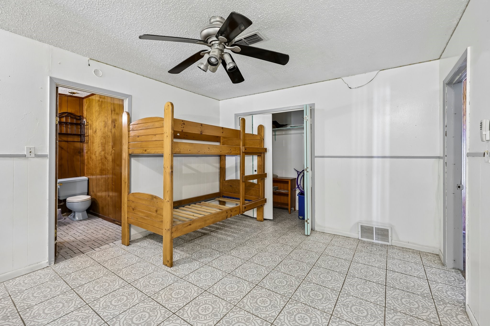 2450 S Burleson Boulevard