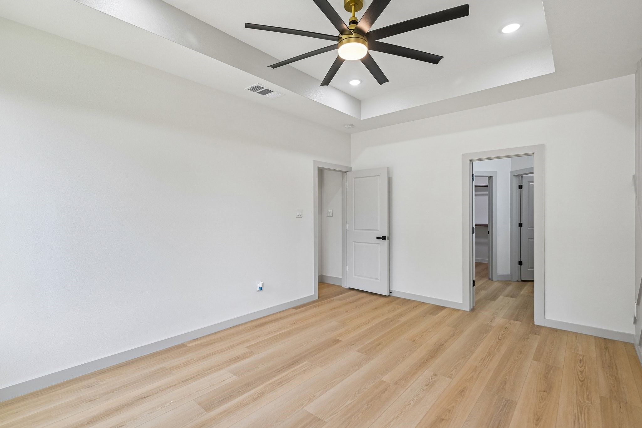 606 Netherland Drive