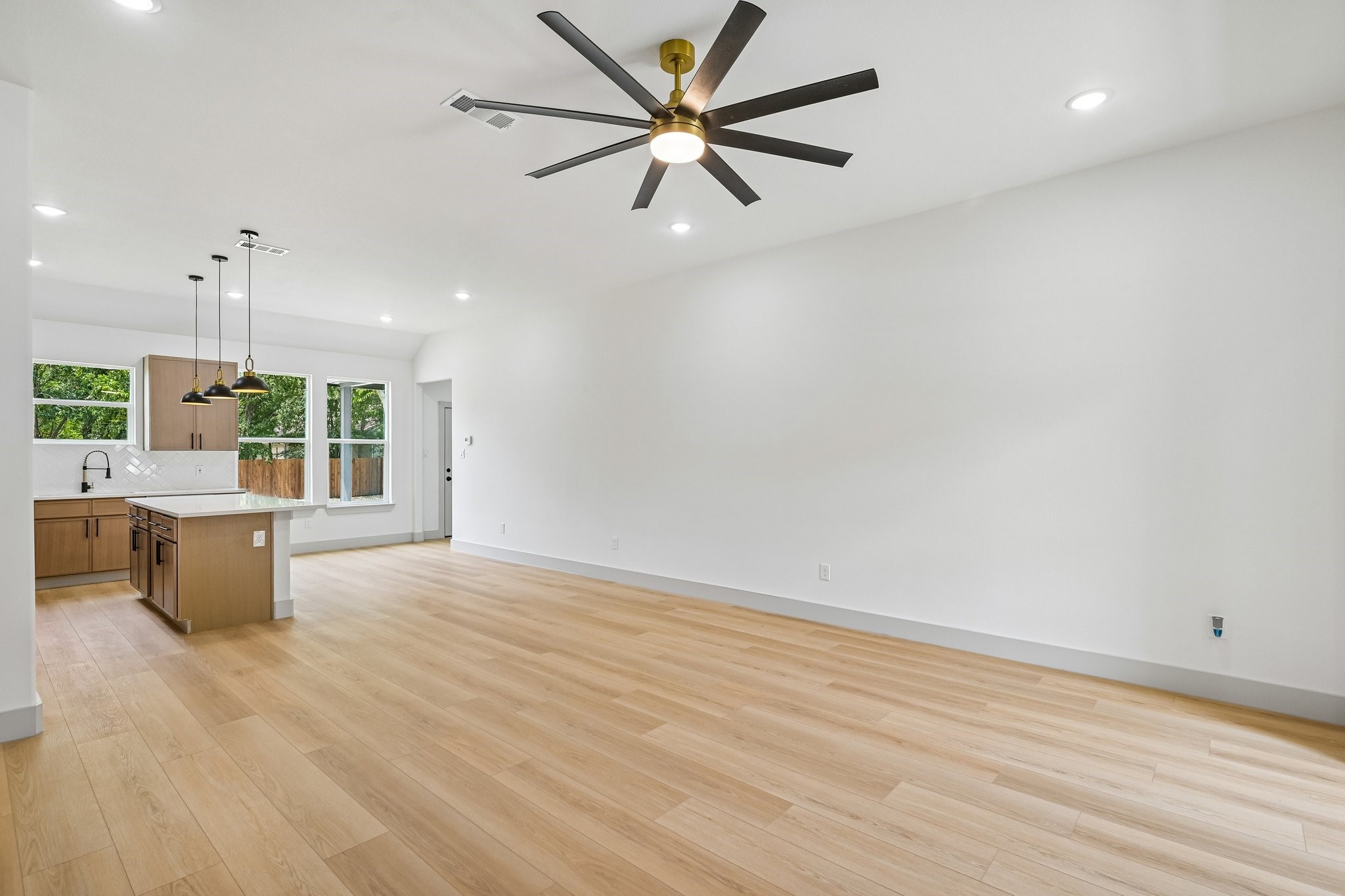 606 Netherland Drive