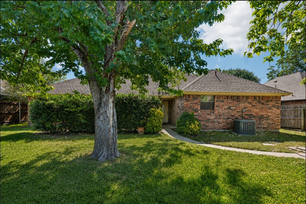 5629 Puerto Vallarta Drive