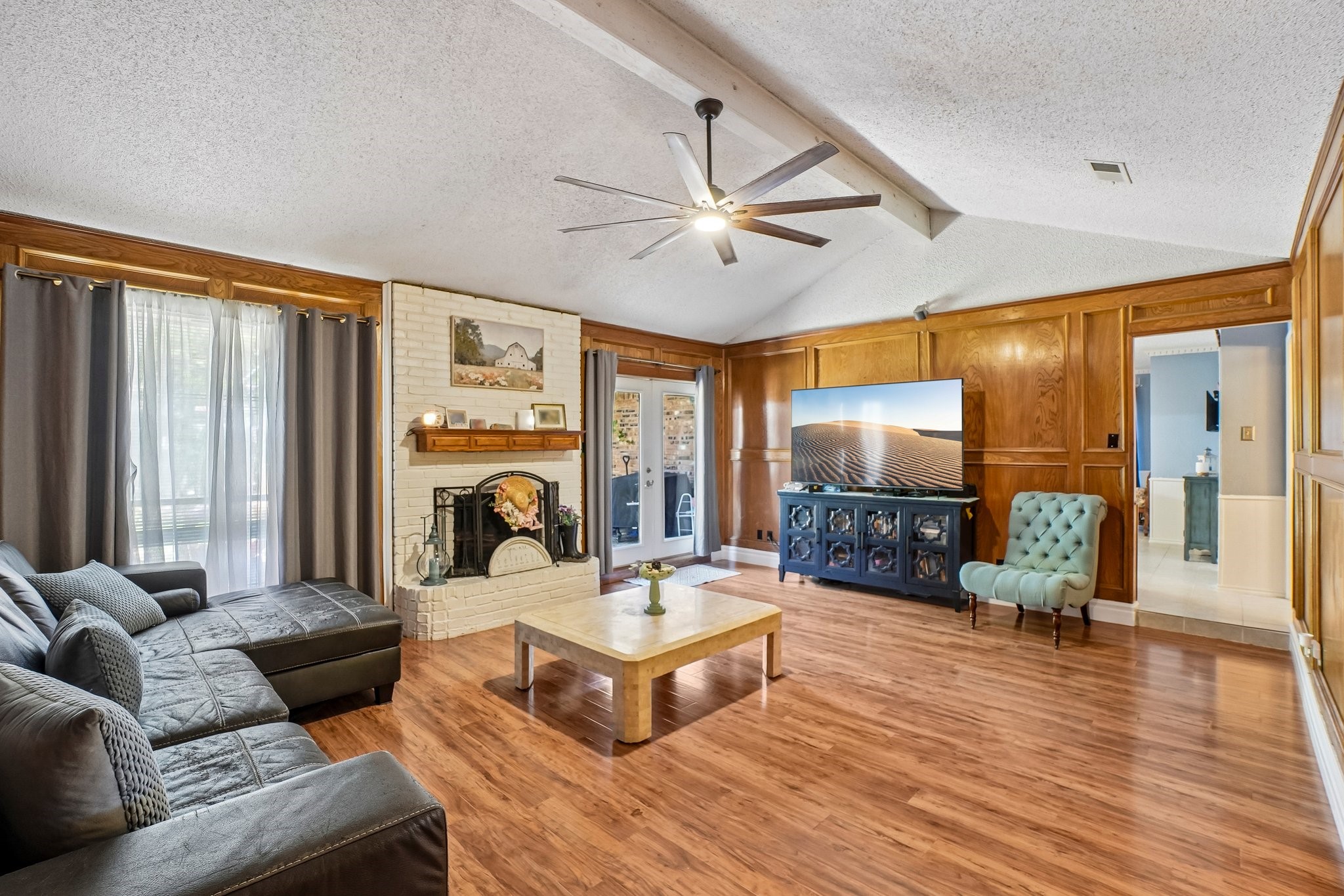 335 Robin Hill Lane