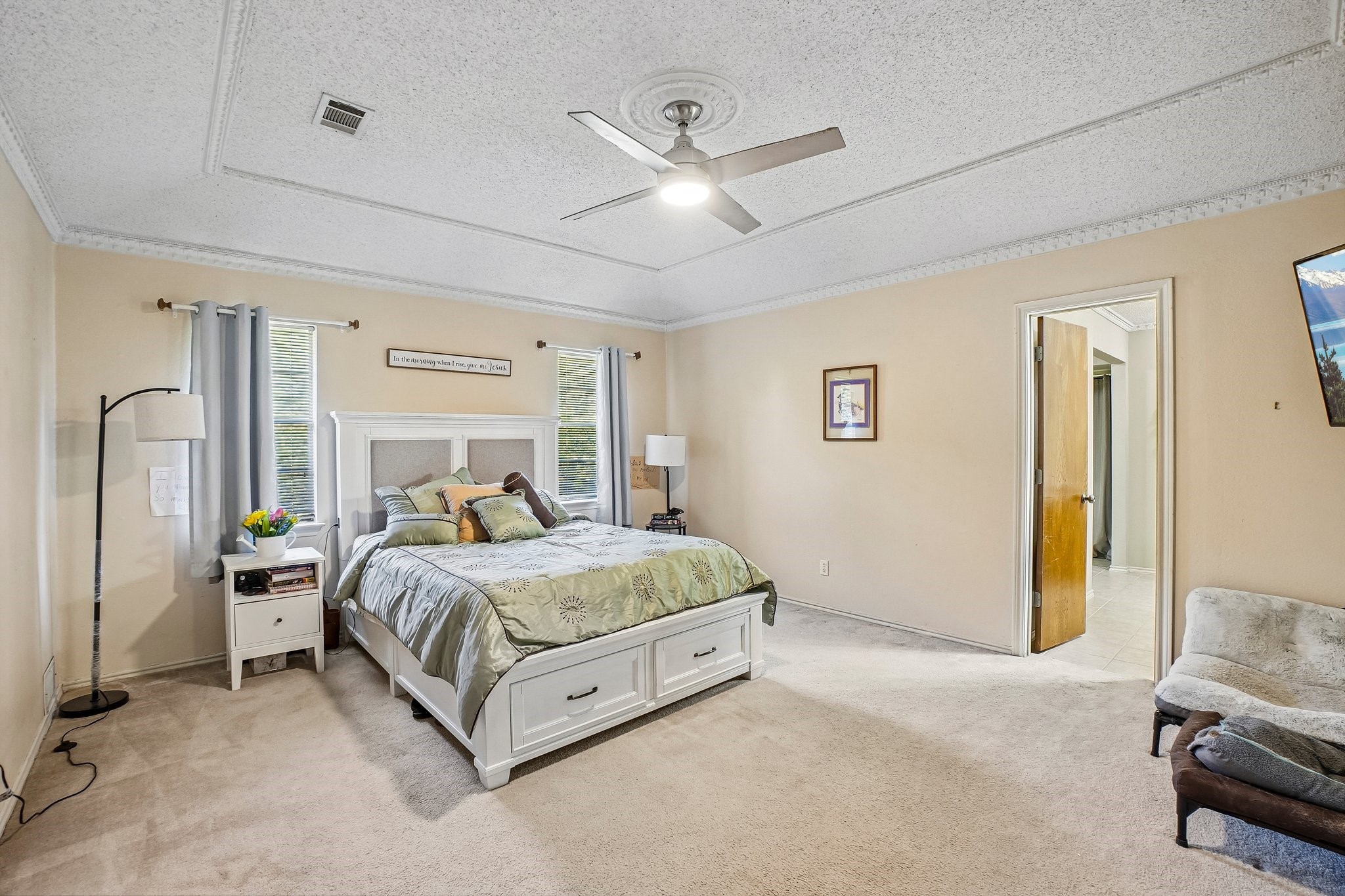 335 Robin Hill Lane
