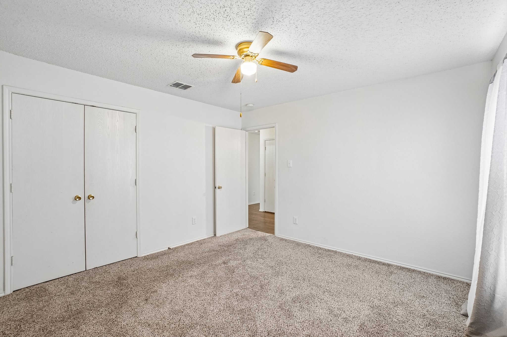 659 Pondview Drive
