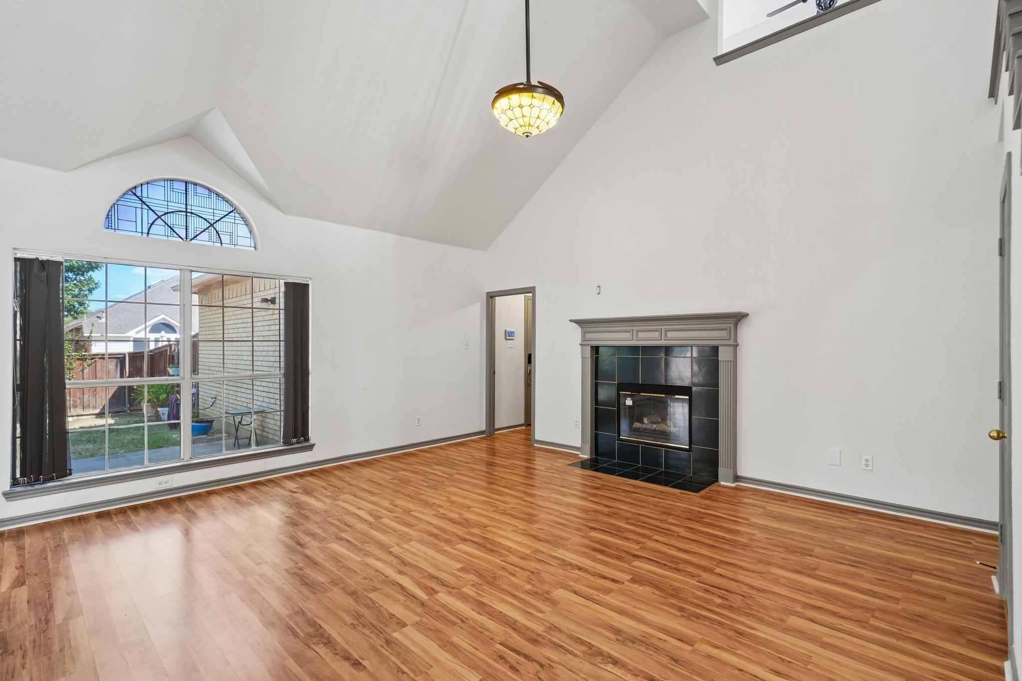 1517 Mountain Laurel Lane