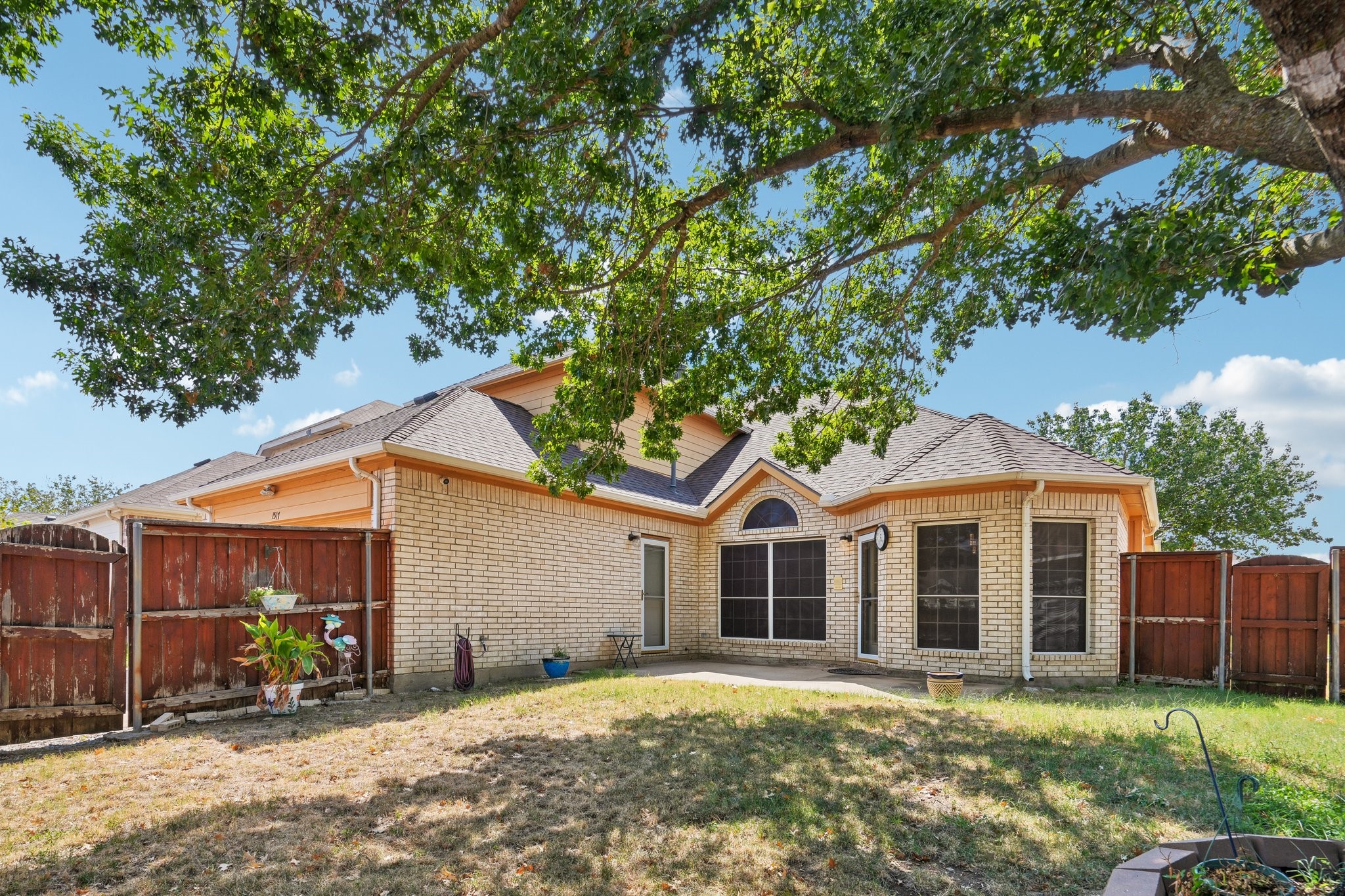 1517 Mountain Laurel Lane