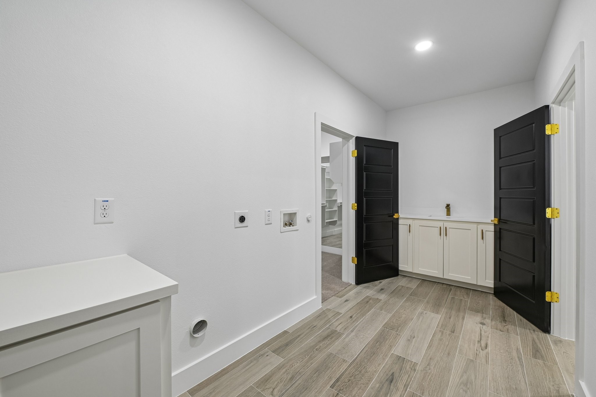 6605 Buffalo Ridge Circle