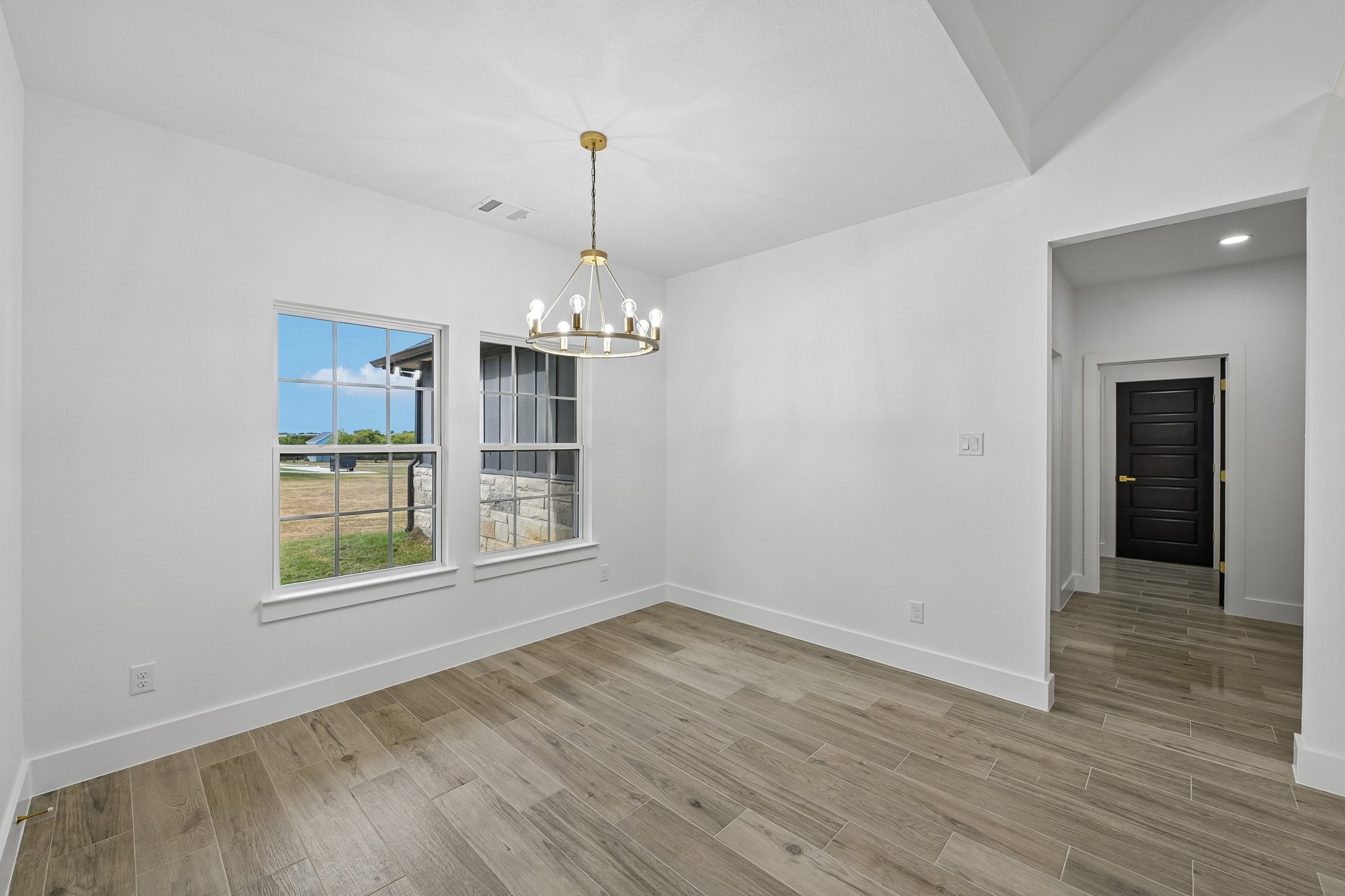 6605 Buffalo Ridge Circle