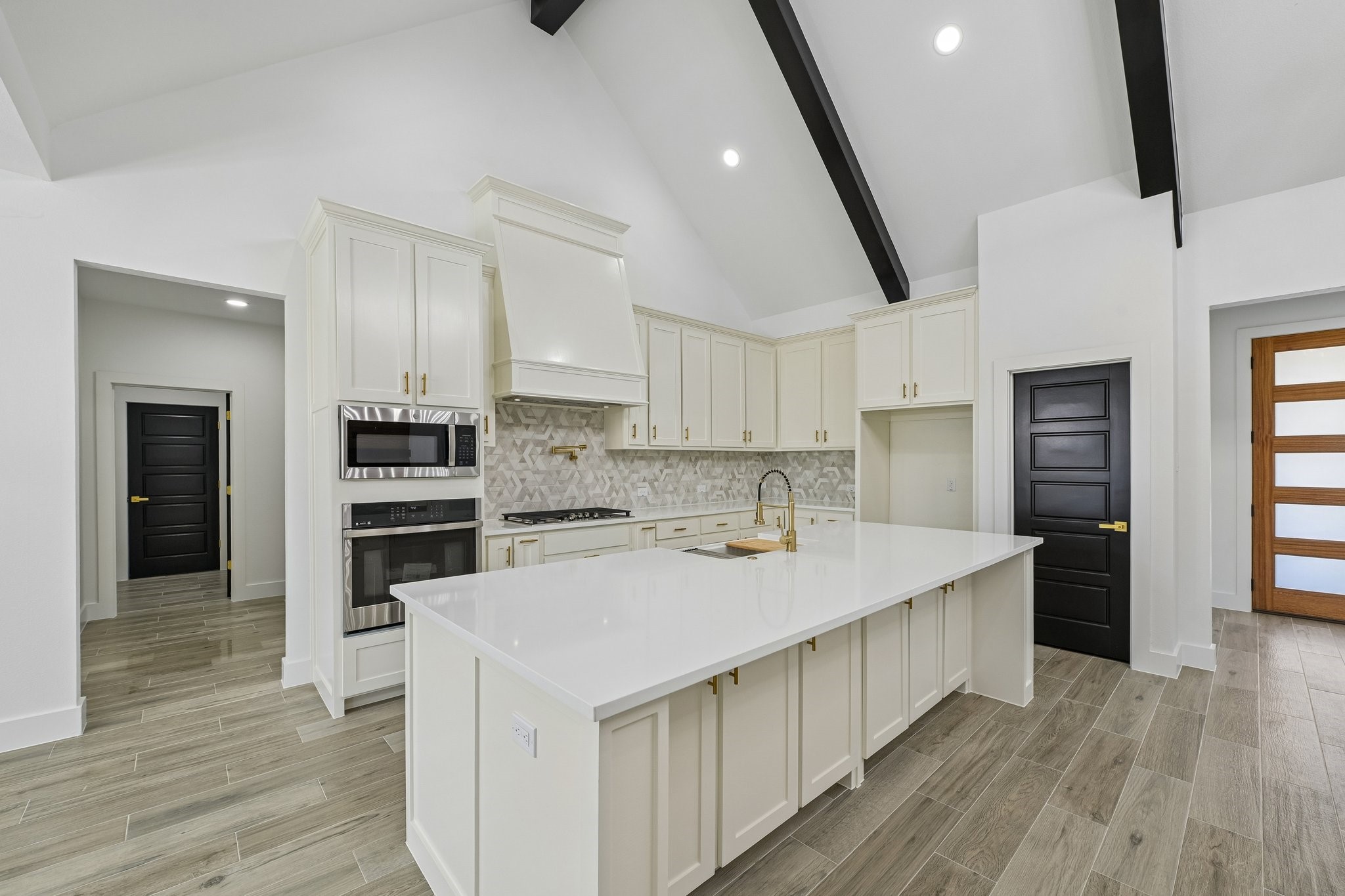 6605 Buffalo Ridge Circle