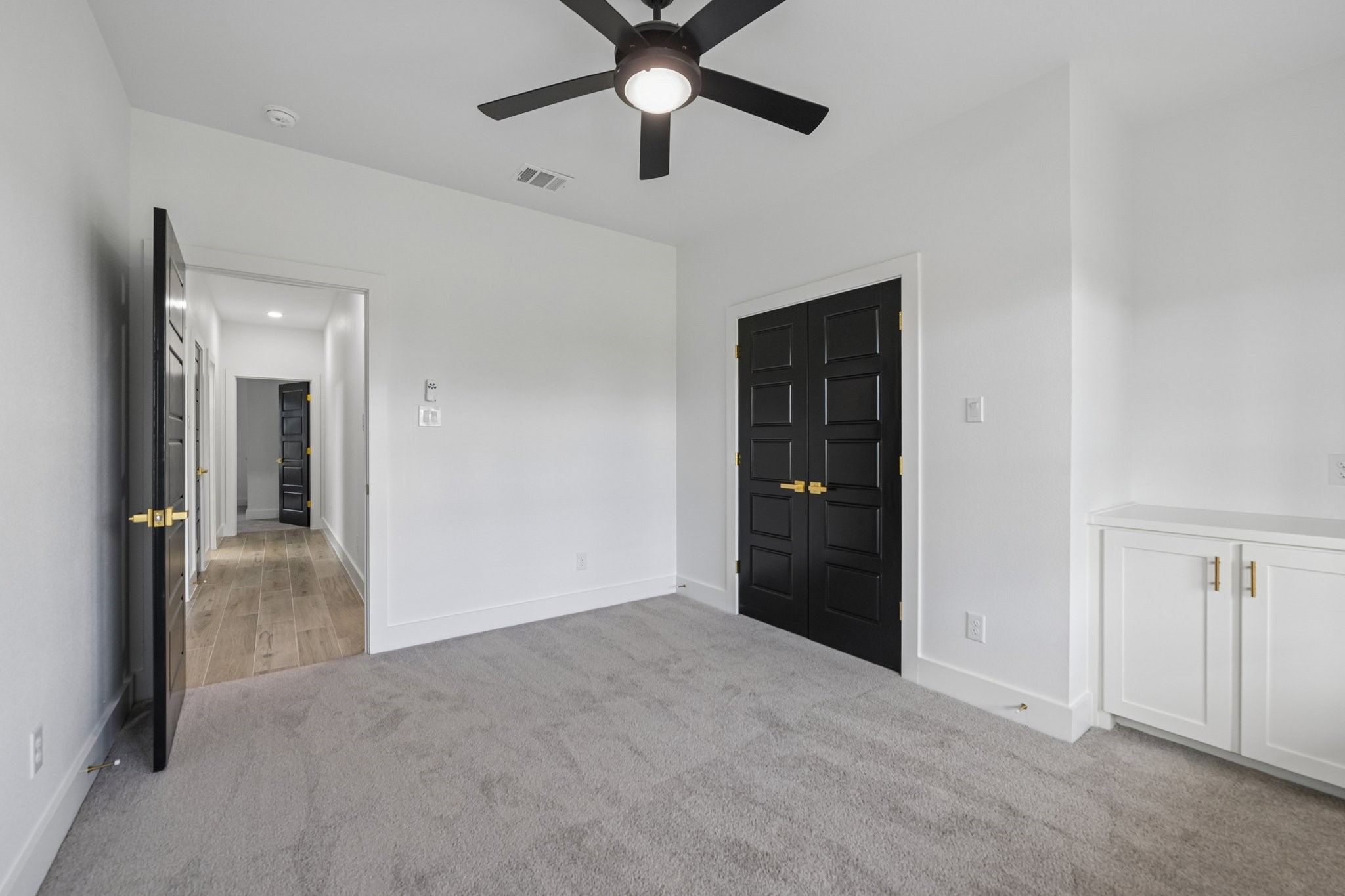 6605 Buffalo Ridge Circle