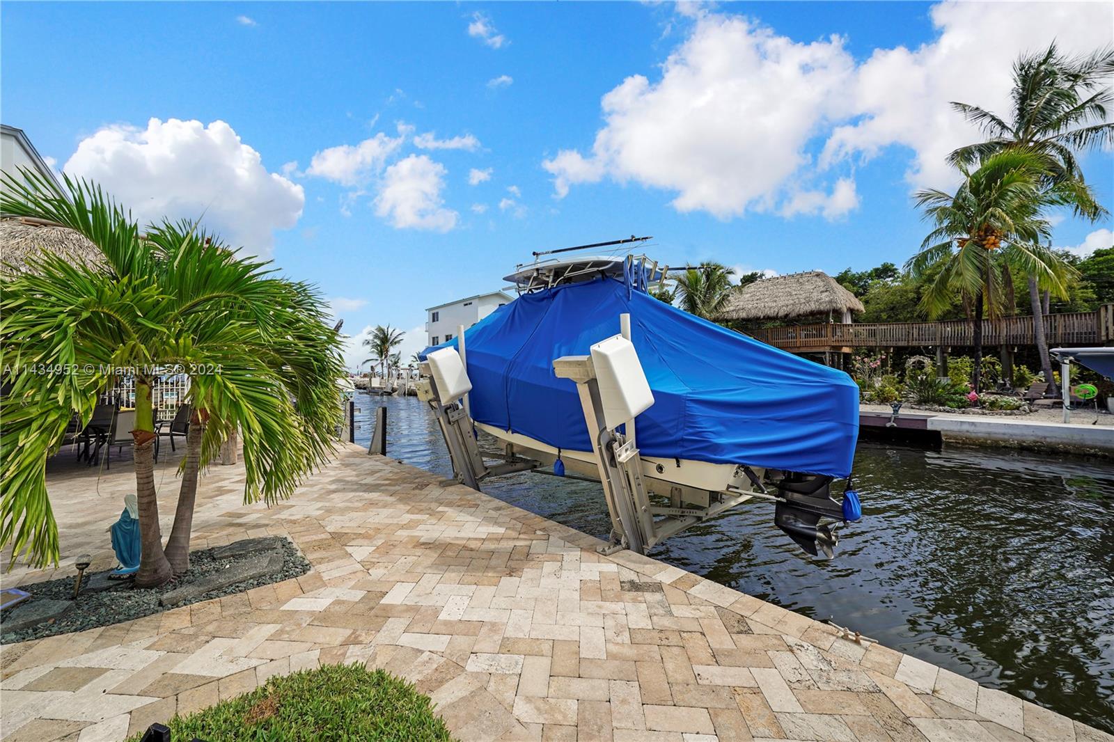 706 Grouper Ln