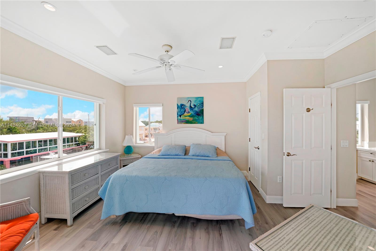 706 Grouper Ln