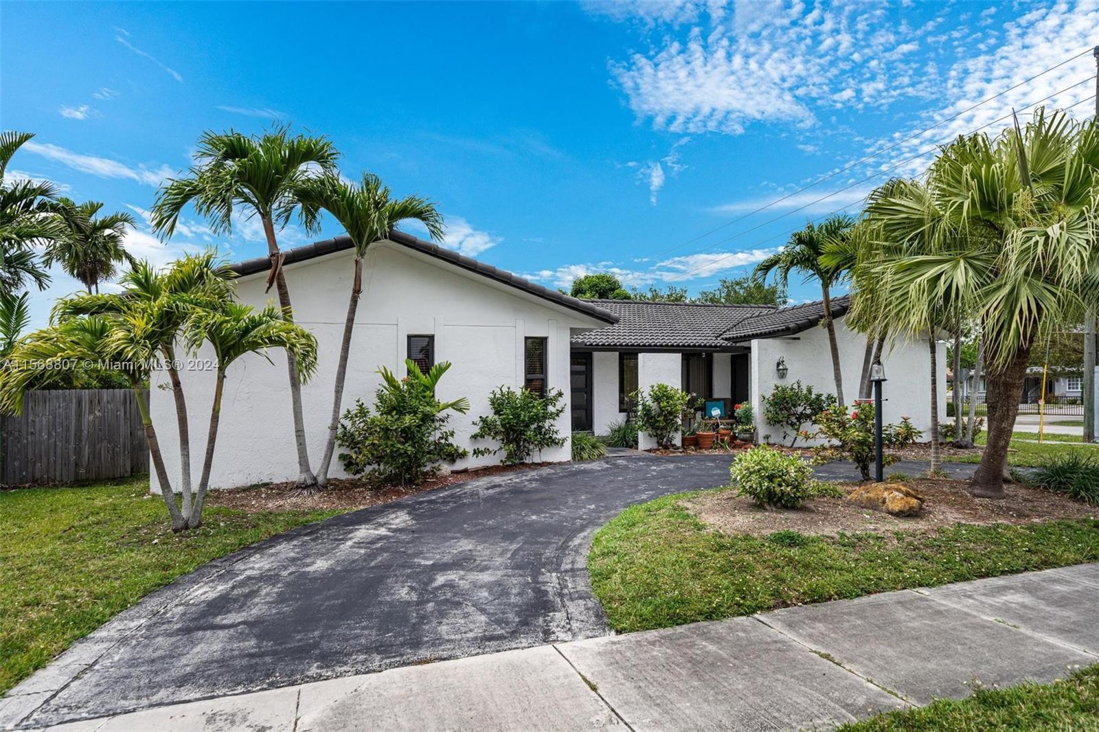 2604 SW 108th Ct