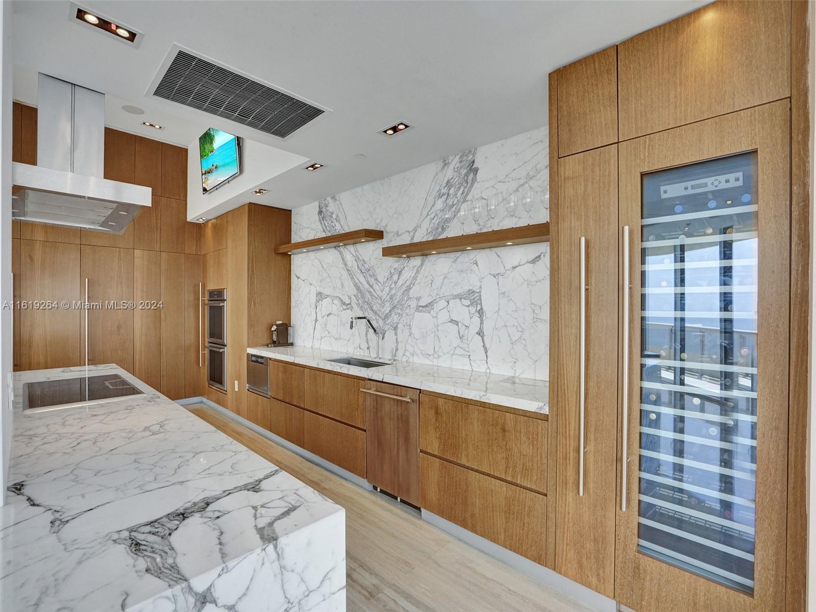 20191 E Country Club Dr Unit: TS7