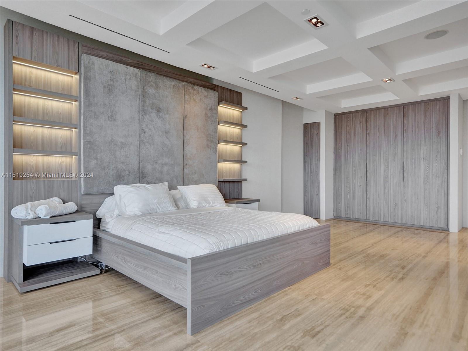 20191 E Country Club Dr Unit: TS7