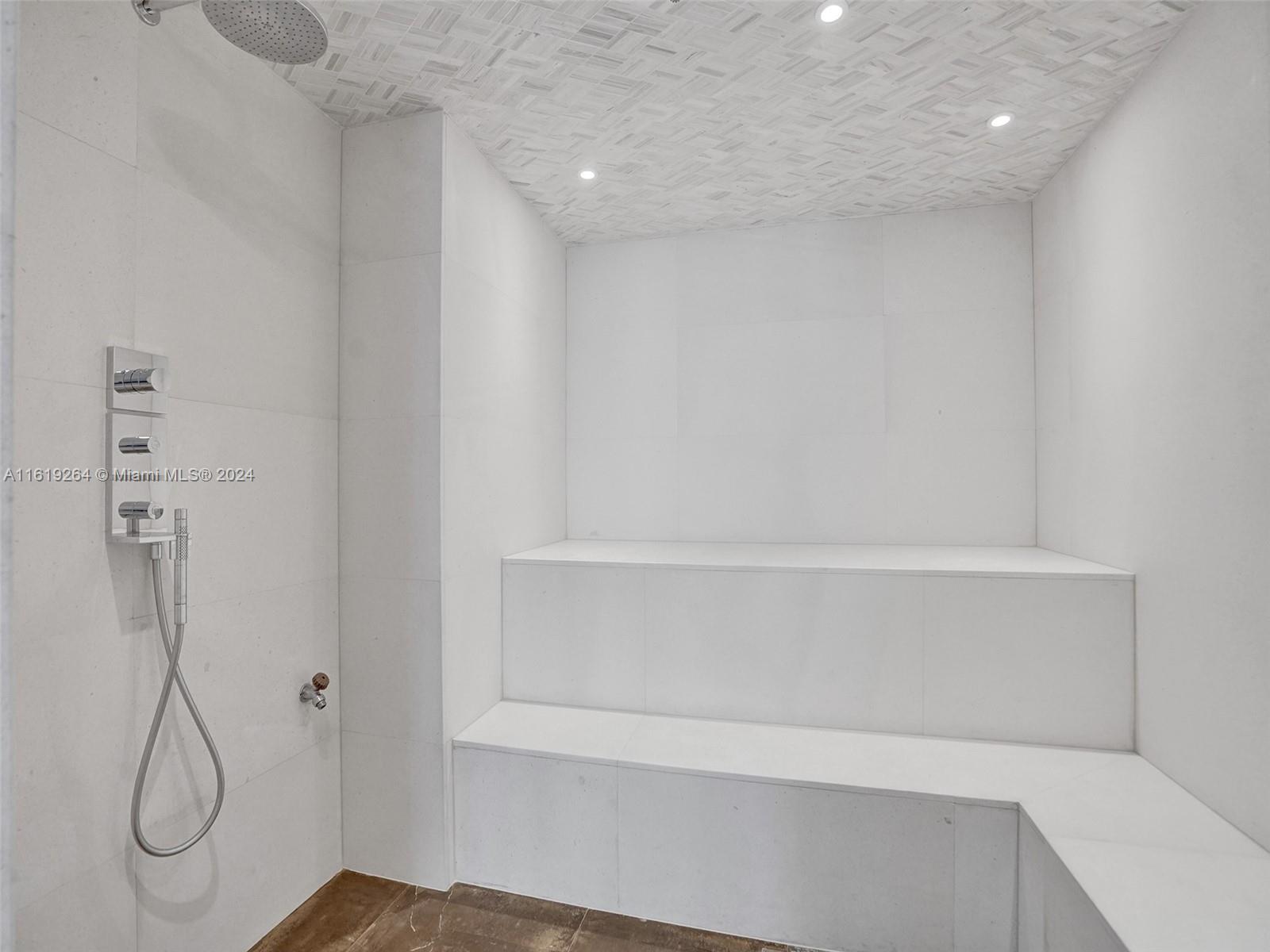 20191 E Country Club Dr Unit: TS7