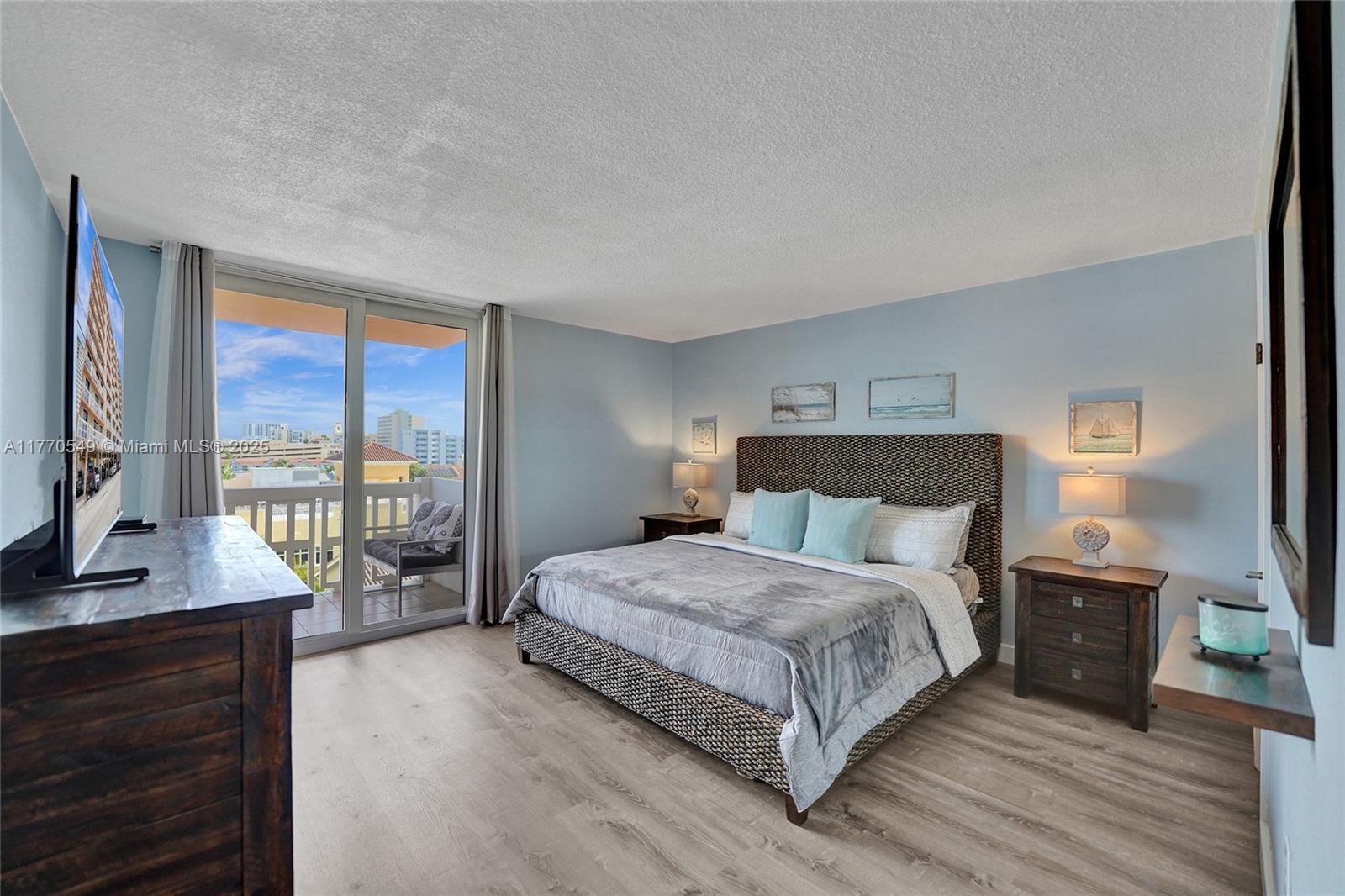 801 S Ocean Dr # 604