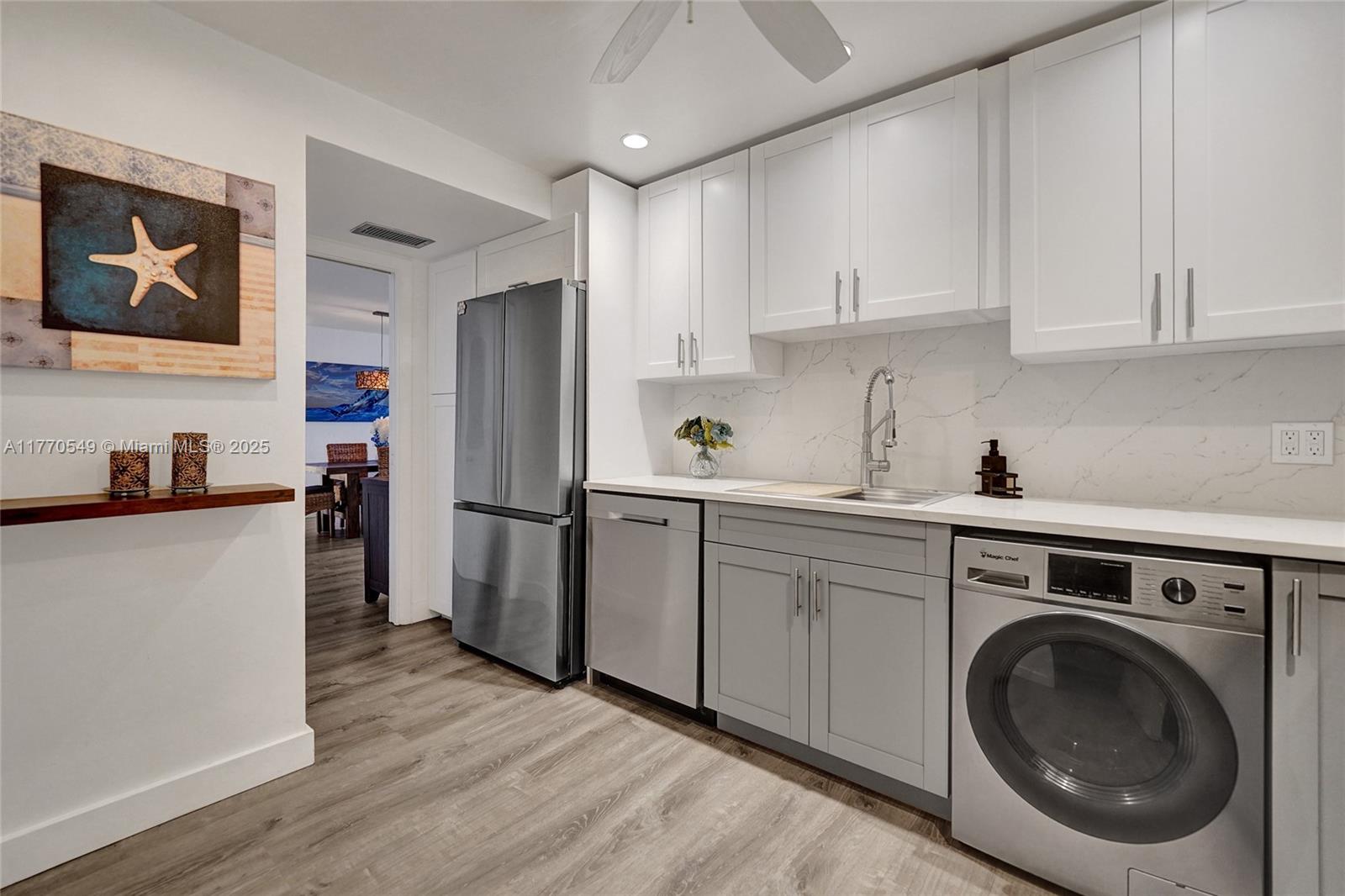 801 S Ocean Dr # 604