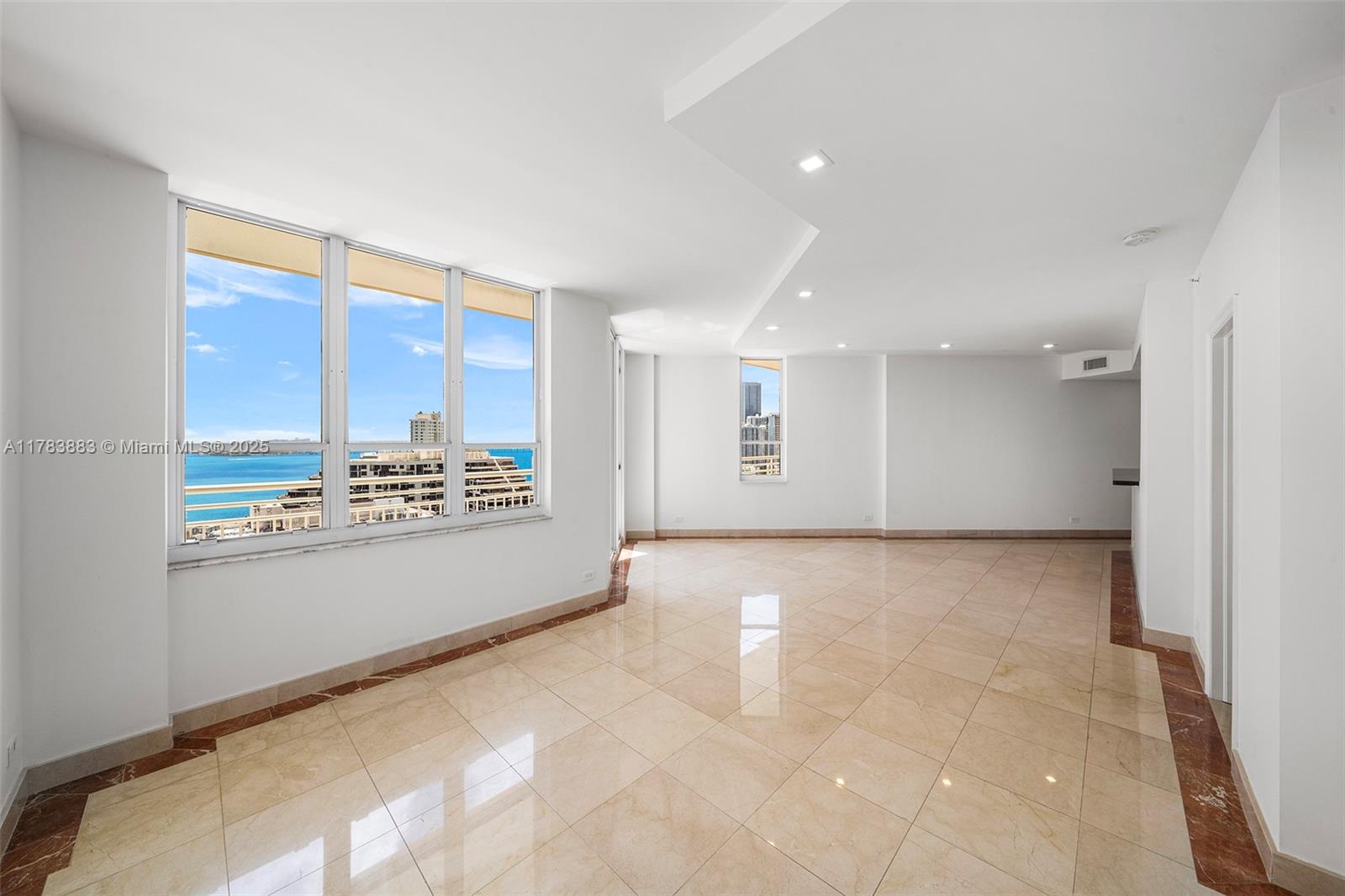 888 Brickell Key Dr # 2611