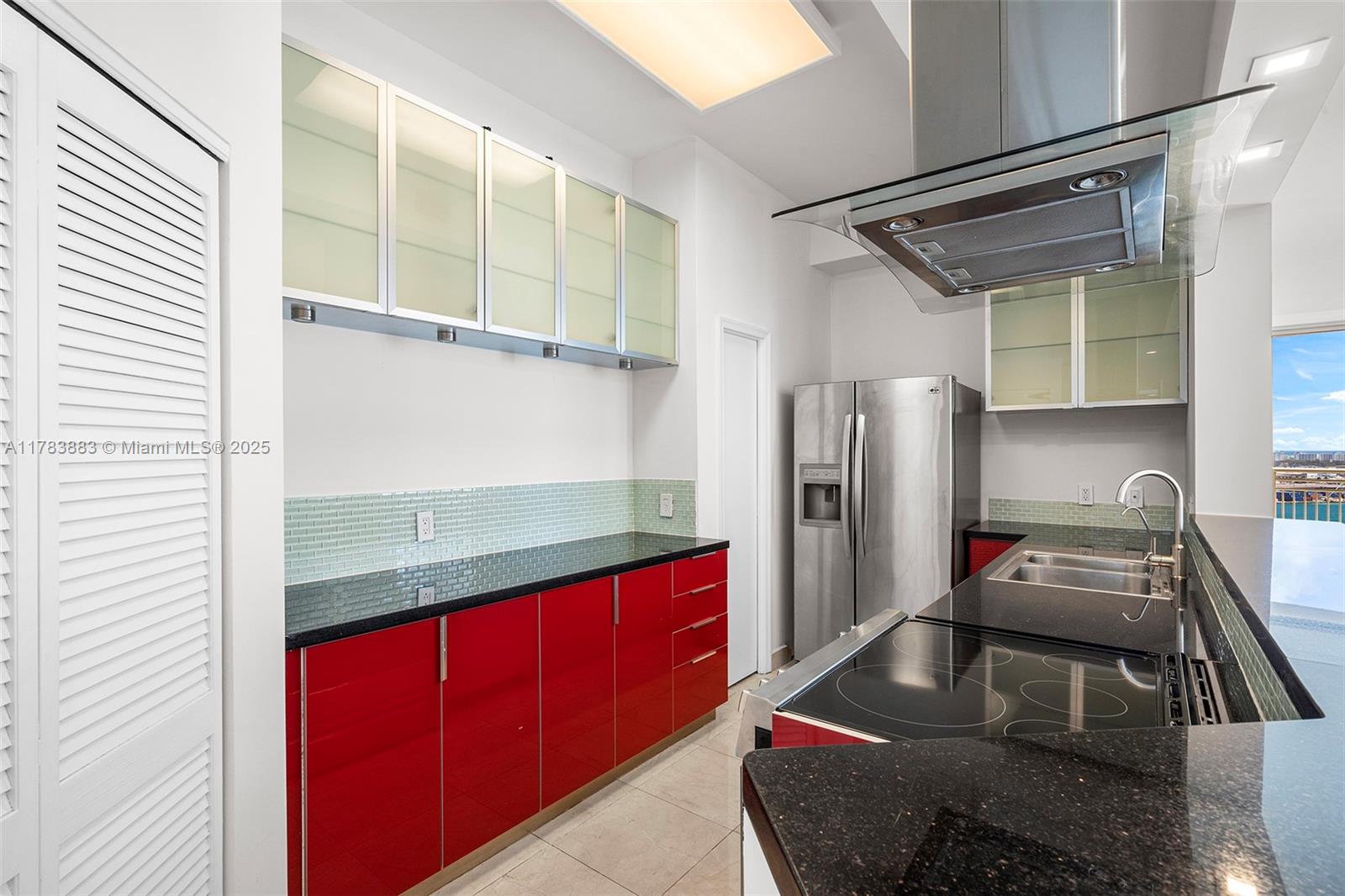 888 Brickell Key Dr # 2611