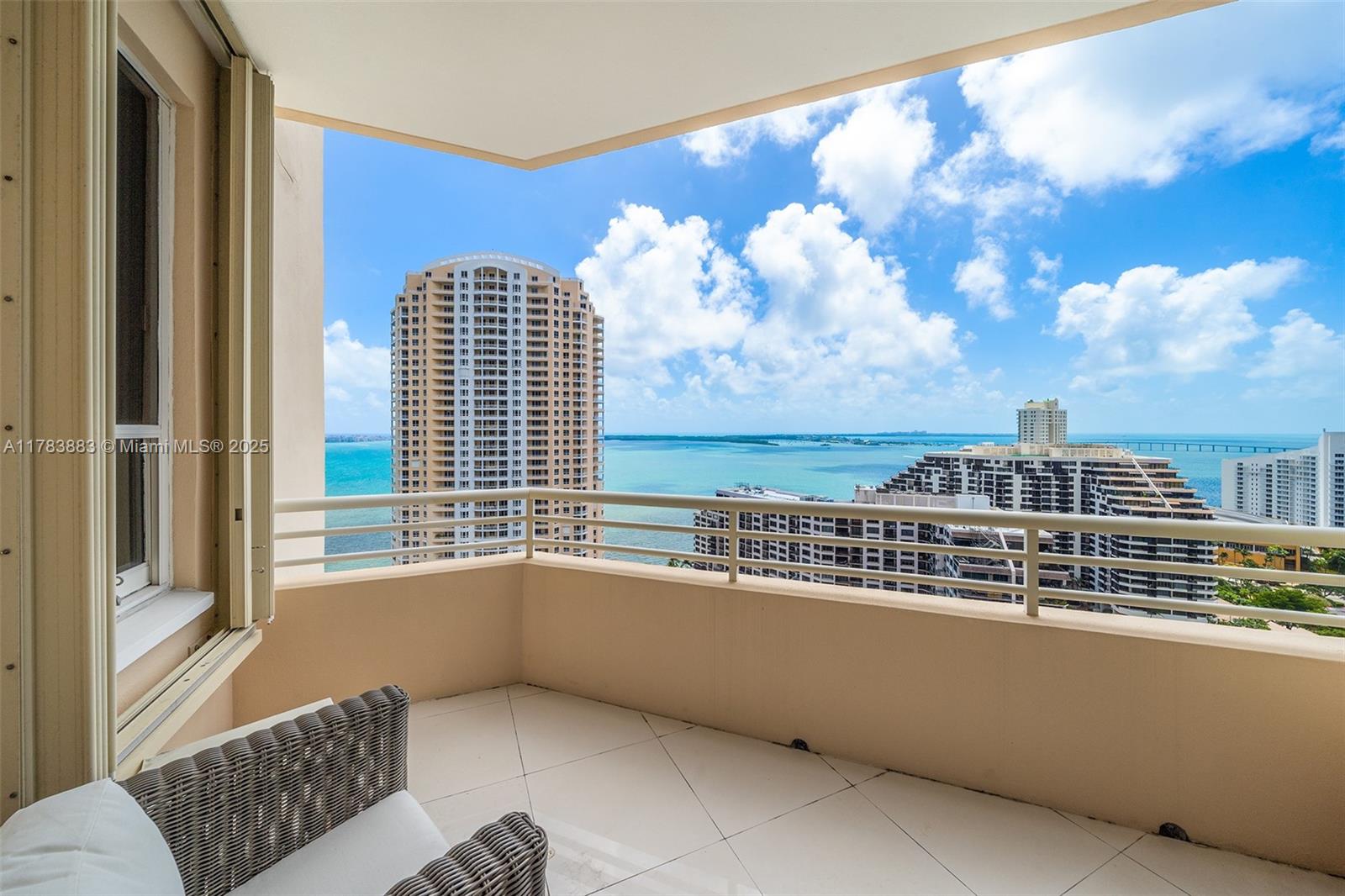 888 Brickell Key Dr # 2611