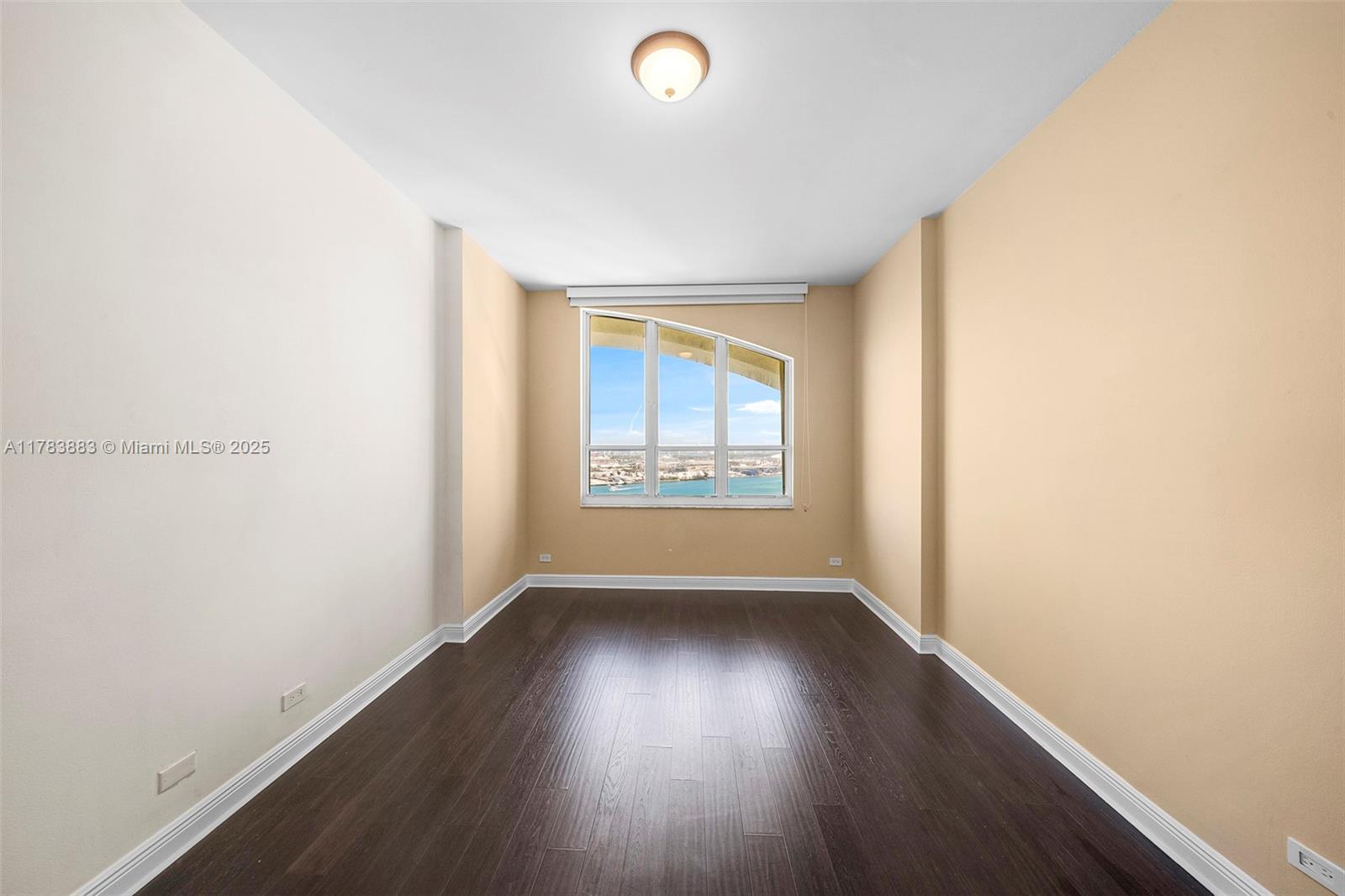 888 Brickell Key Dr # 2611