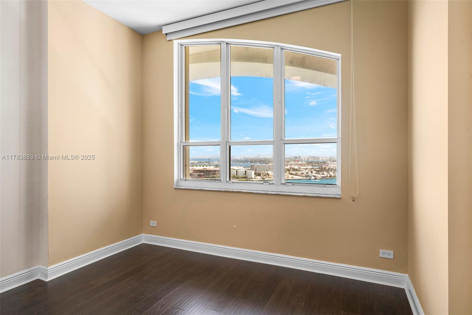 888 Brickell Key Dr # 2611