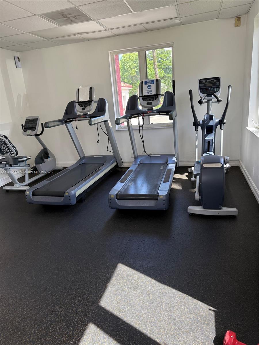 6705 N Kendall Dr # 314, Pinecrest Unit: 314