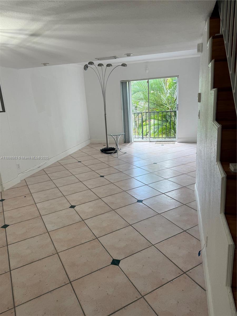 6705 N Kendall Dr # 314, Pinecrest Unit: 314