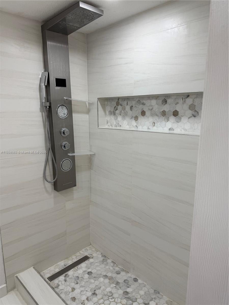 6705 N Kendall Dr # 314, Pinecrest Unit: 314