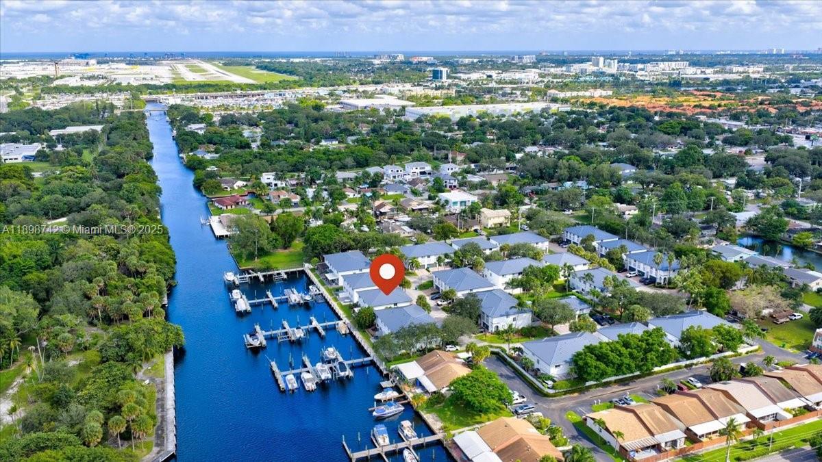 2726 Treasure Cove Cir, Dania Beach