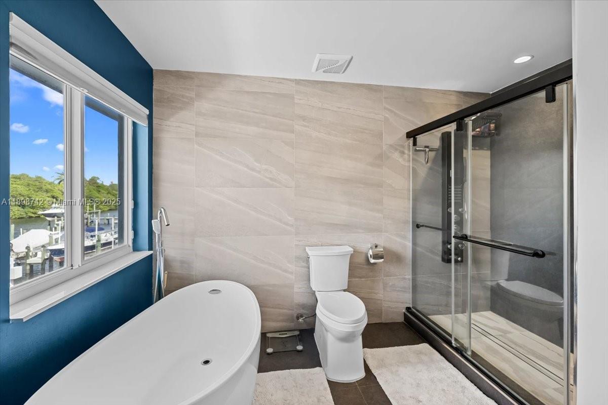 2726 Treasure Cove Cir, Dania Beach