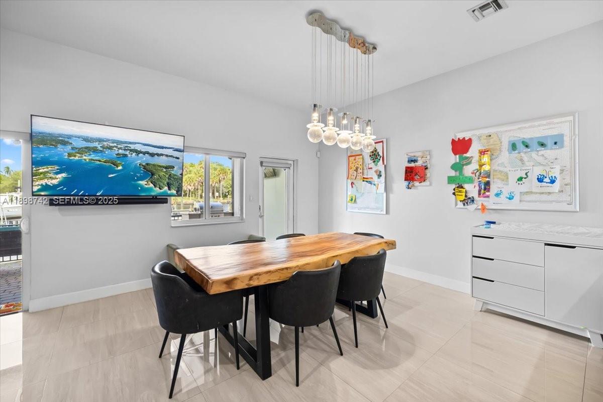 2726 Treasure Cove Cir, Dania Beach