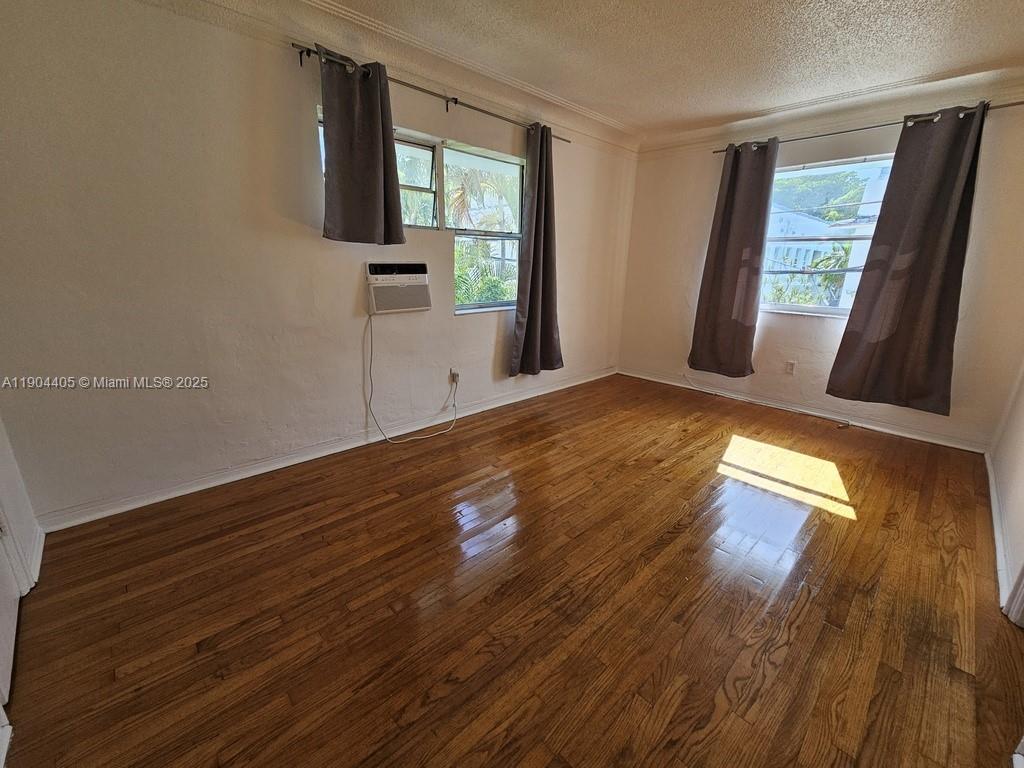 850 Jefferson Ave # 12A