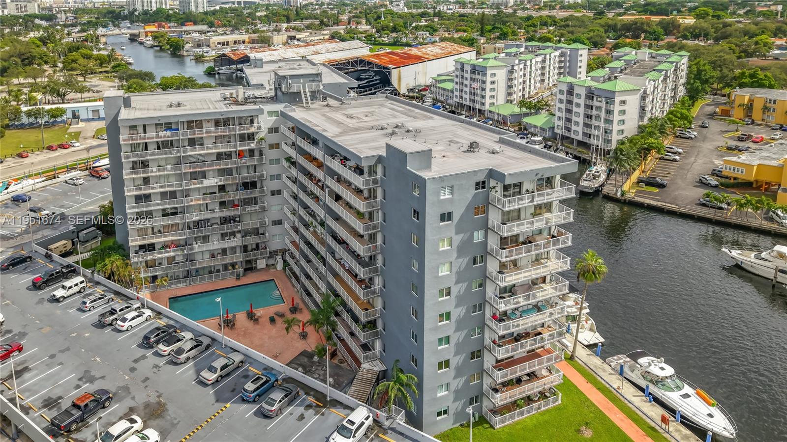 1800 NW 24th Ave # 1020