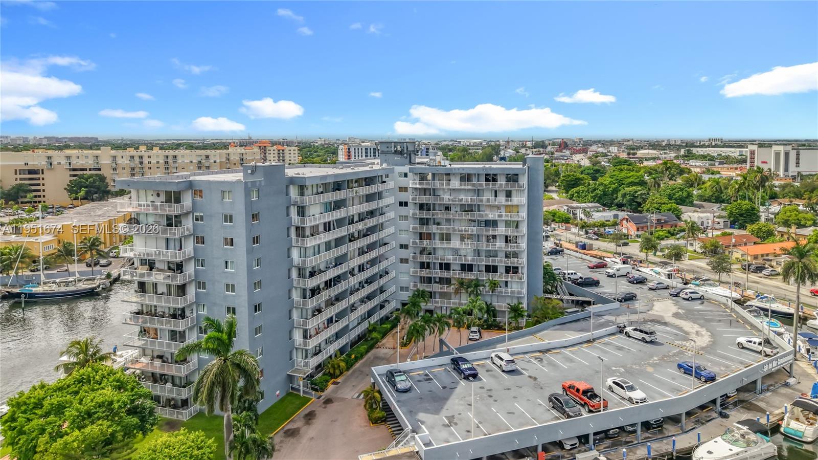 1800 NW 24th Ave # 1020