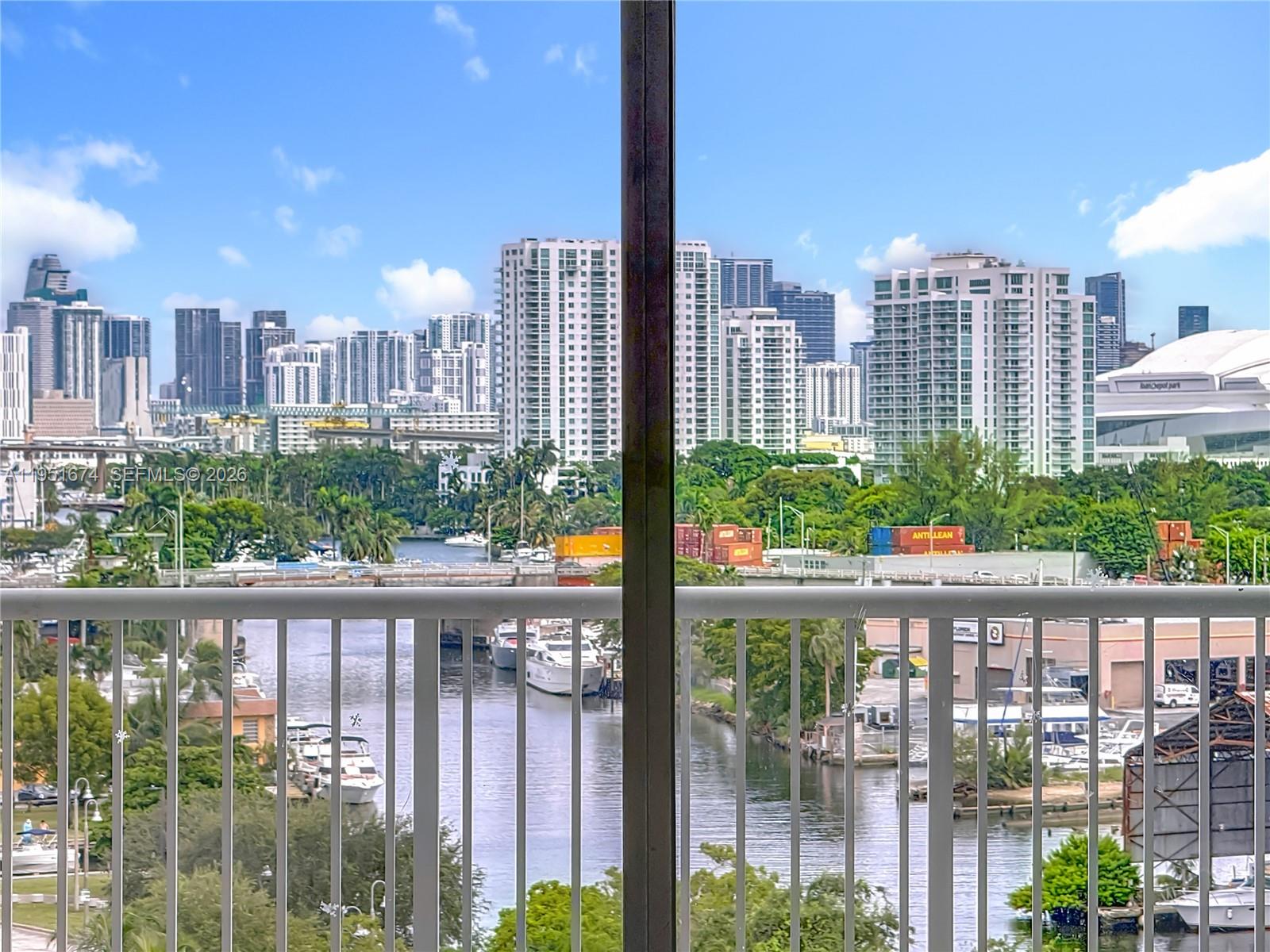 1800 NW 24th Ave # 1020