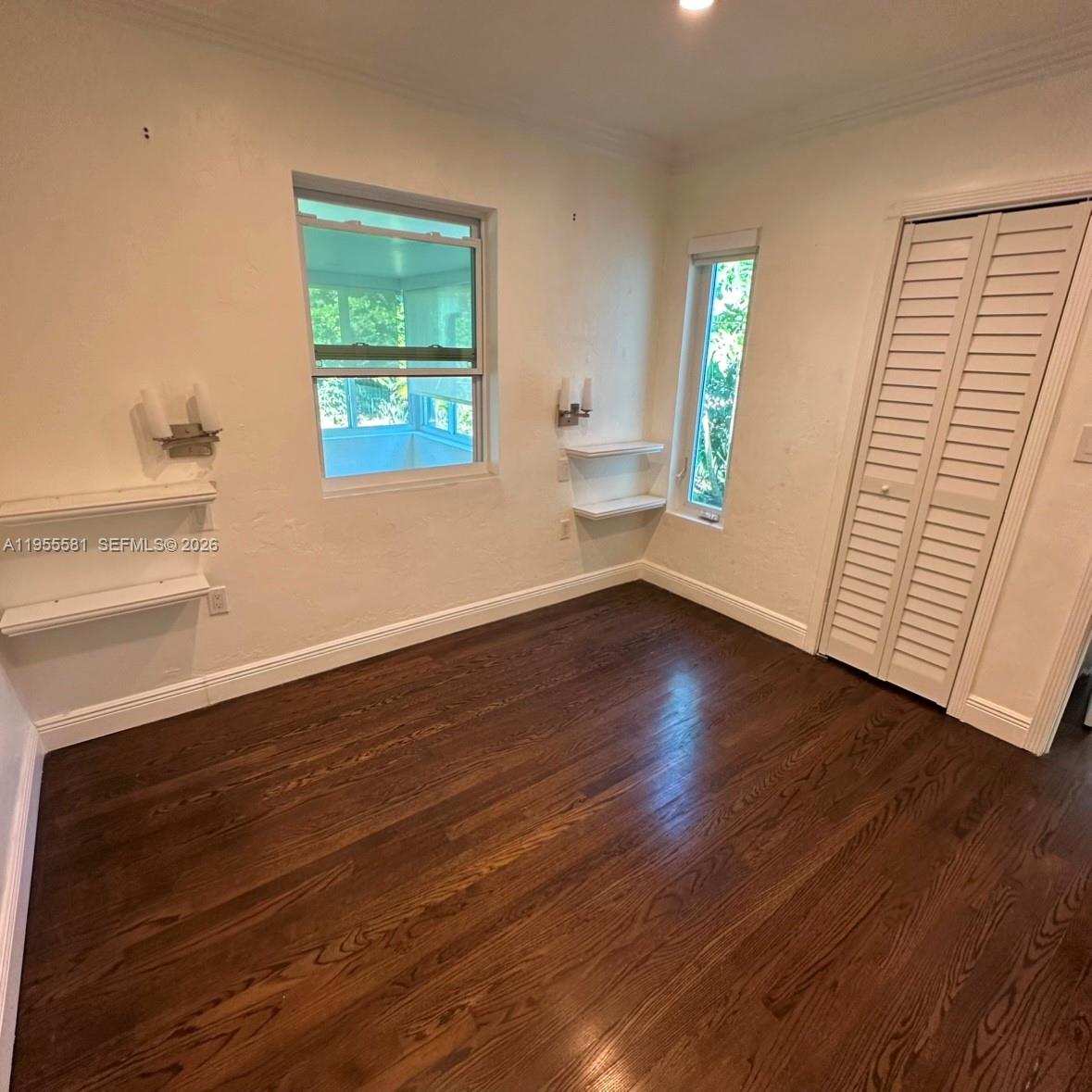 109 Camilo Ave