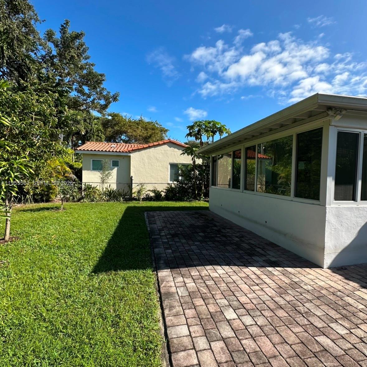 109 Camilo Ave