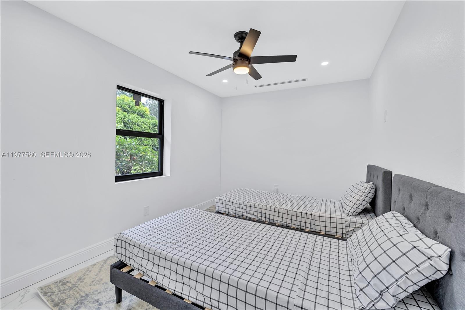 1608 SW 5th Ct
