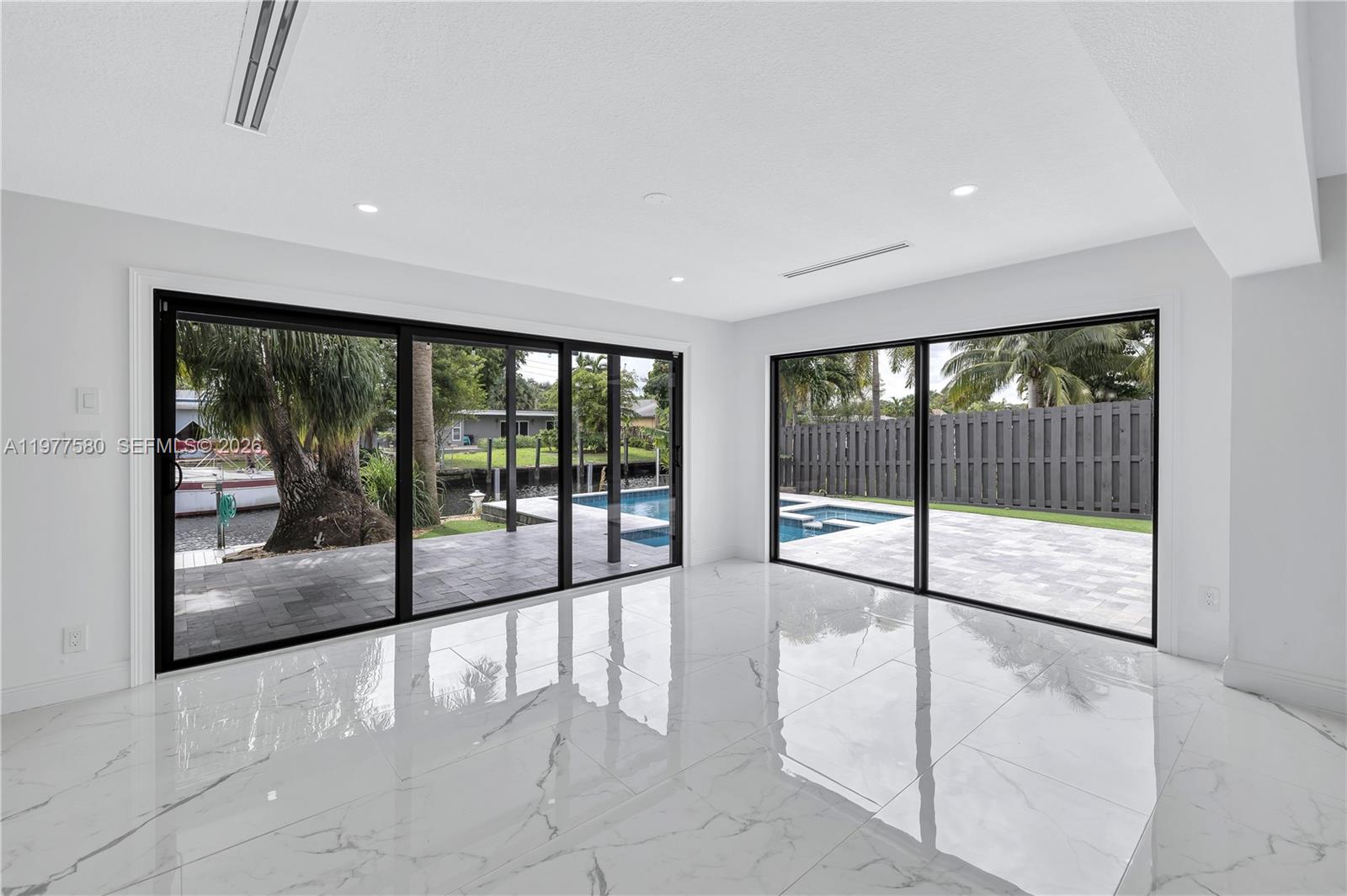 1608 SW 5th Ct