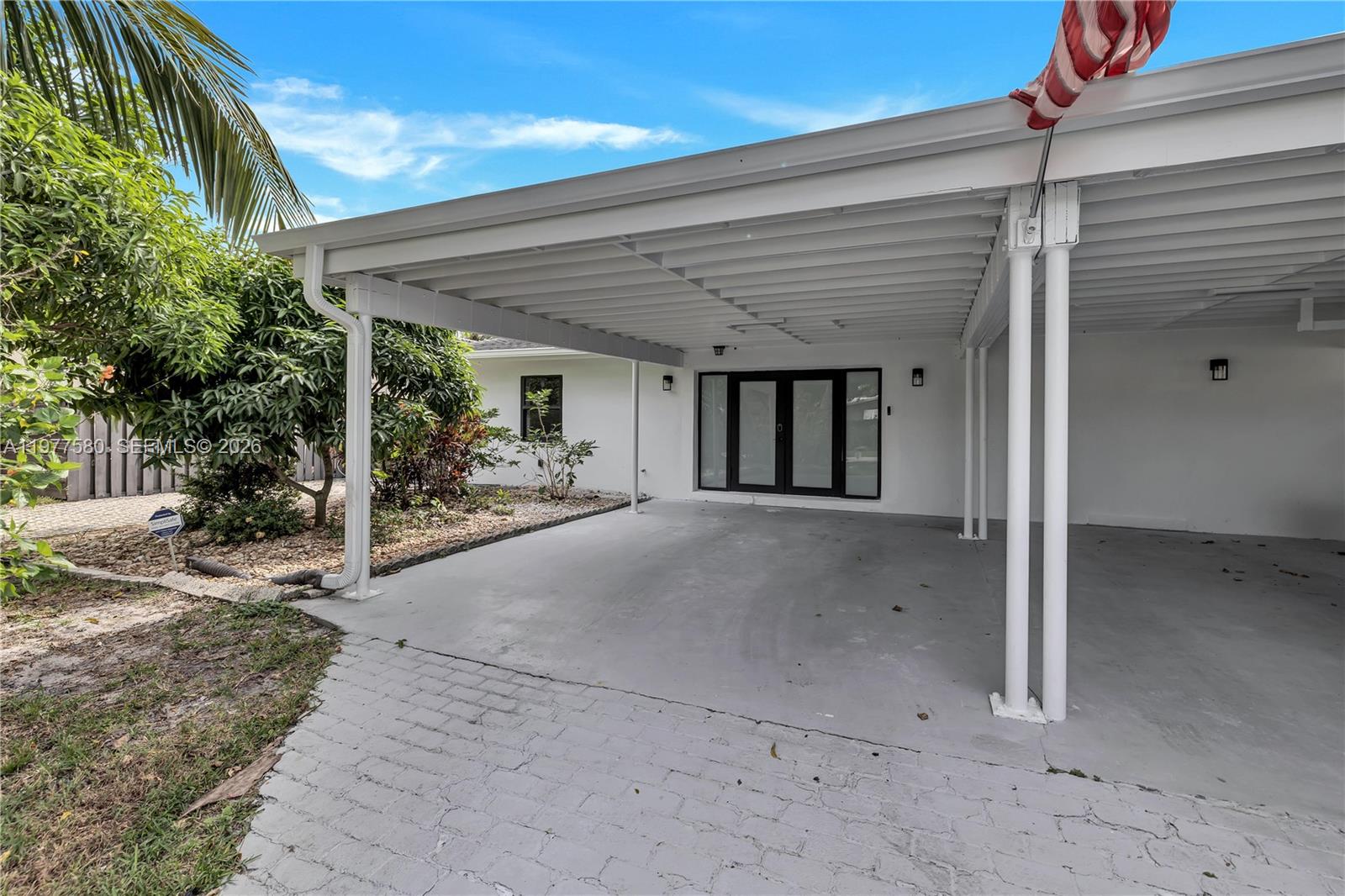 1608 SW 5th Ct