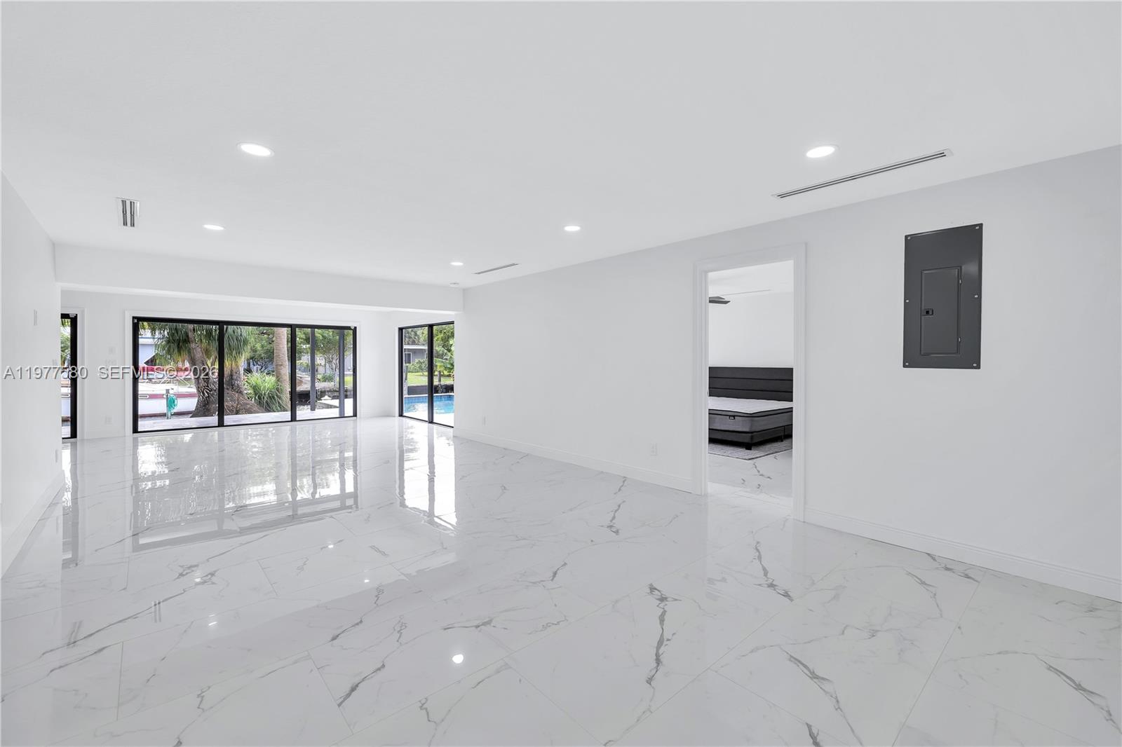 1608 SW 5th Ct