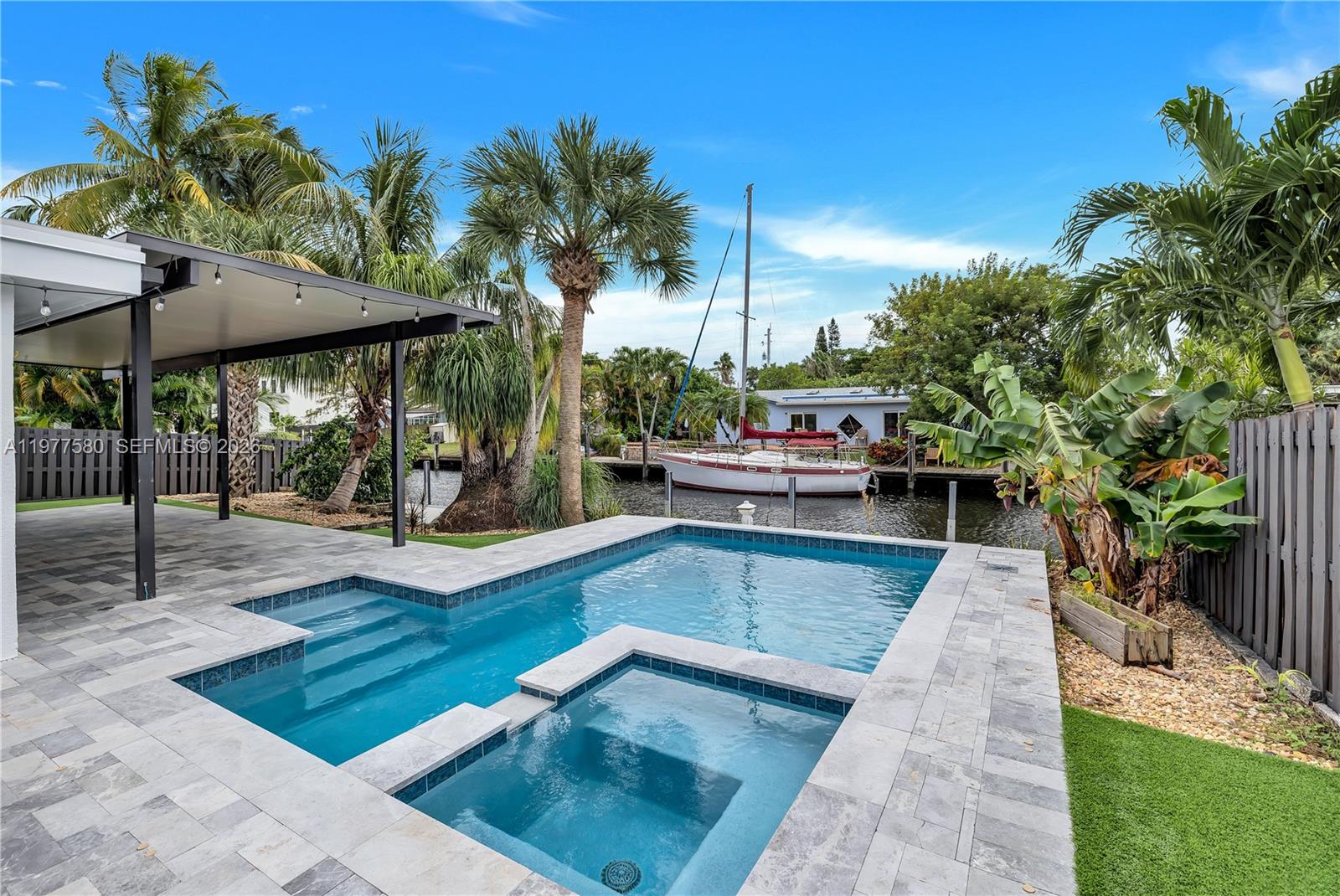 1608 SW 5th Ct