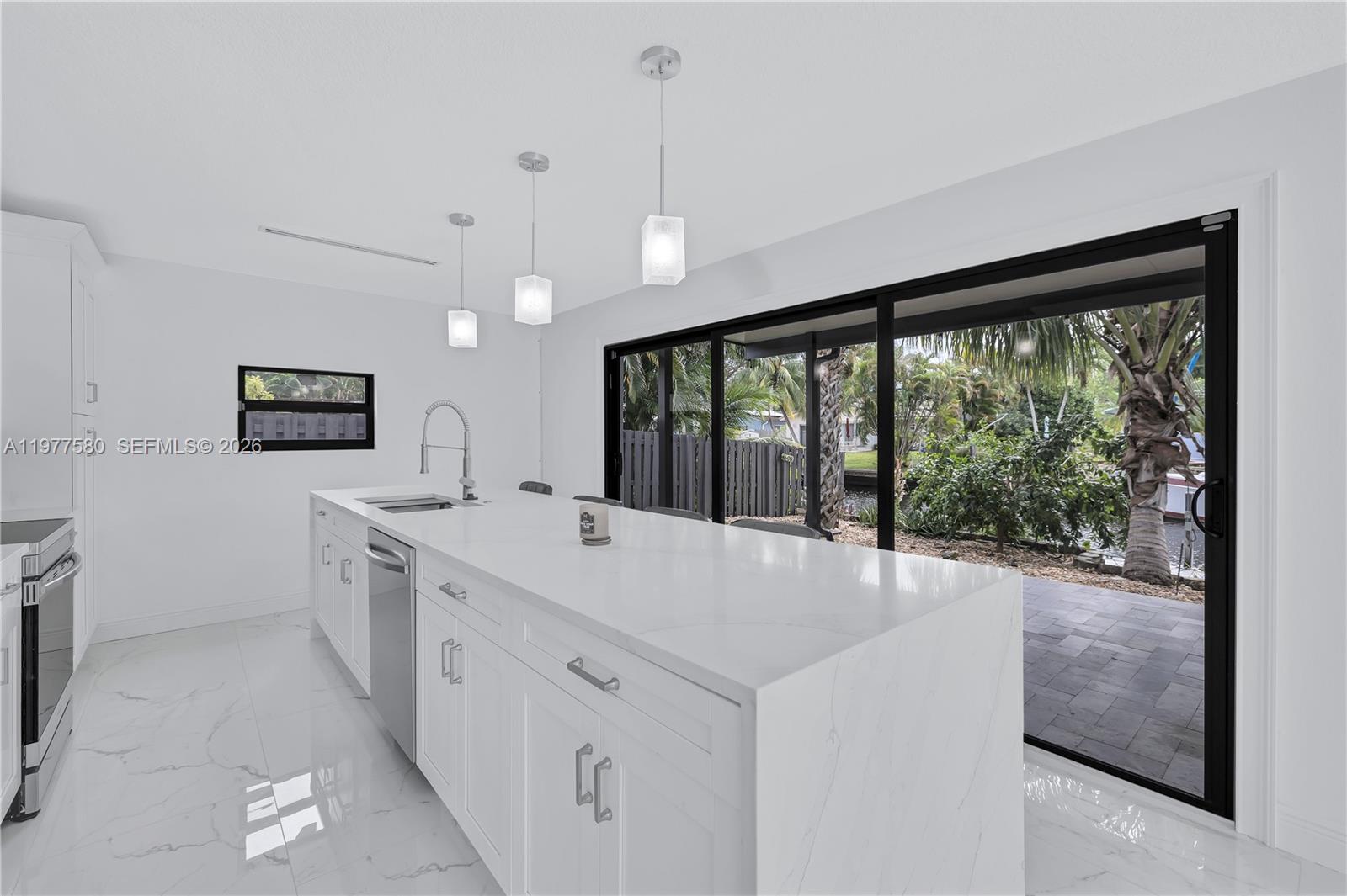 1608 SW 5th Ct