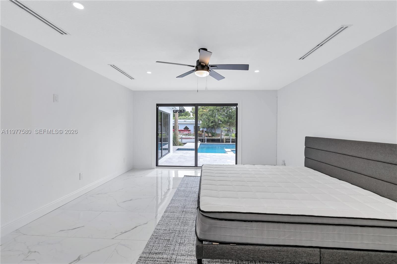1608 SW 5th Ct