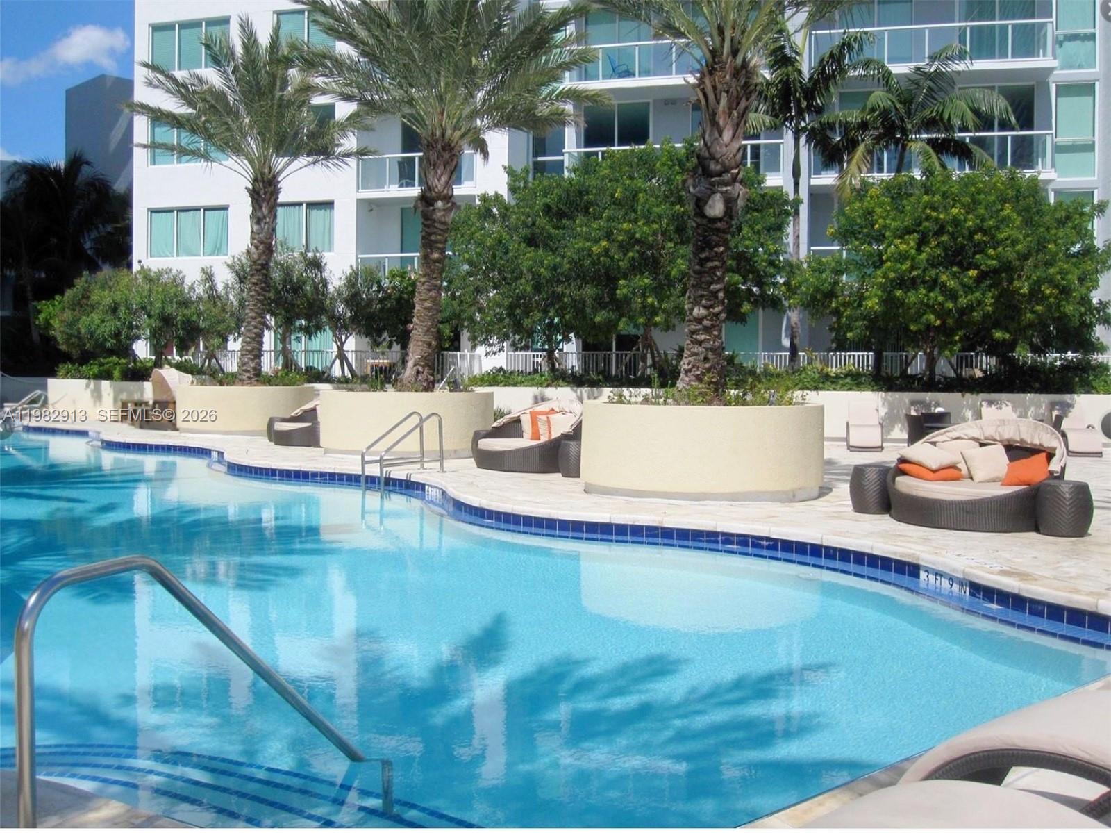 244 Biscayne Blvd # 3305